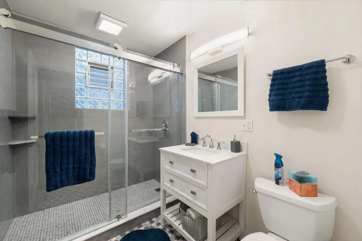 6229 N Wayne Ave   60660 60660-Building North Wayne Avenue-unit#ID1372301P-Chicago-IL