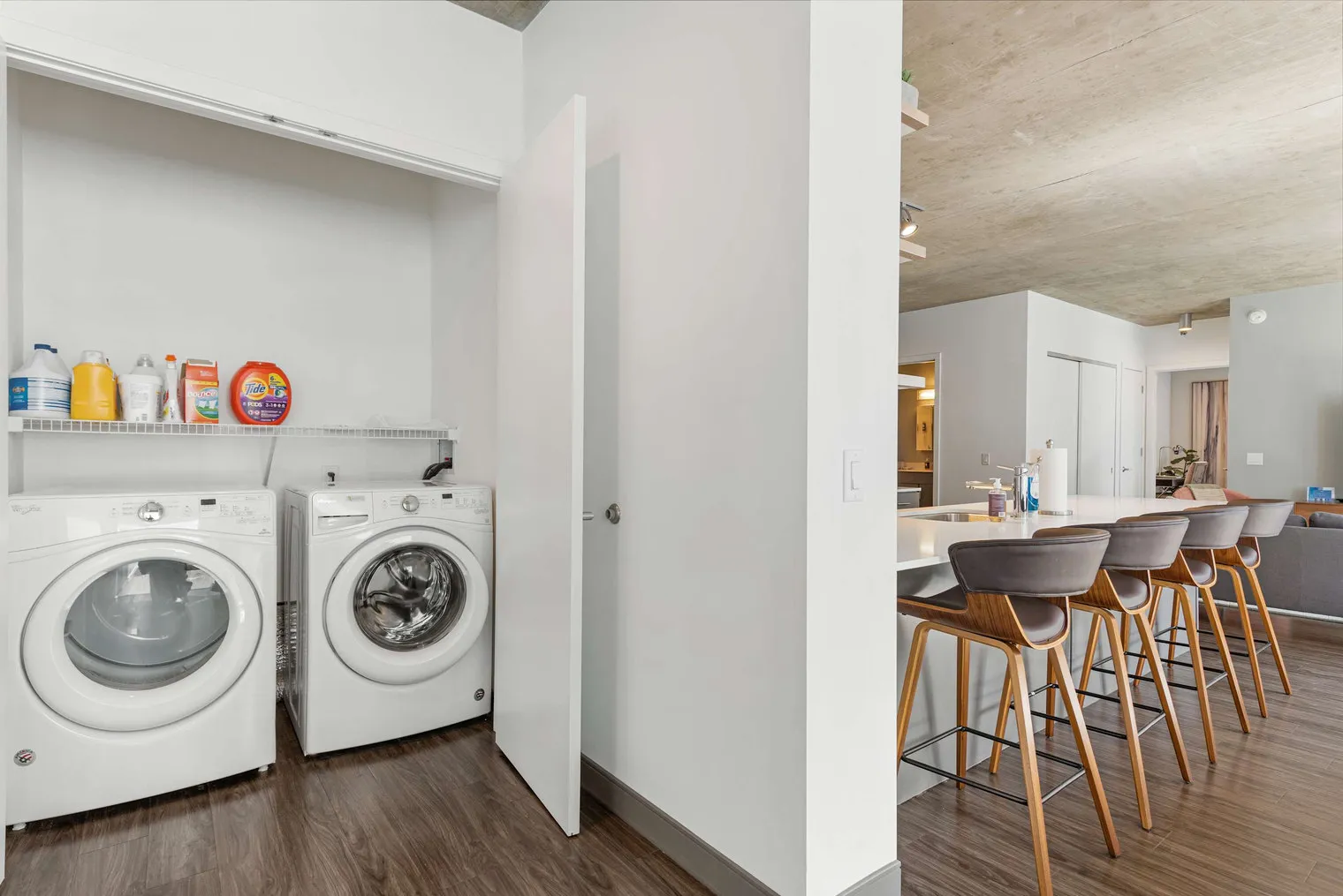 215 W Lake St   60606 60606-Building West Lake Street-unit#ID1029613P-Chicago-IL