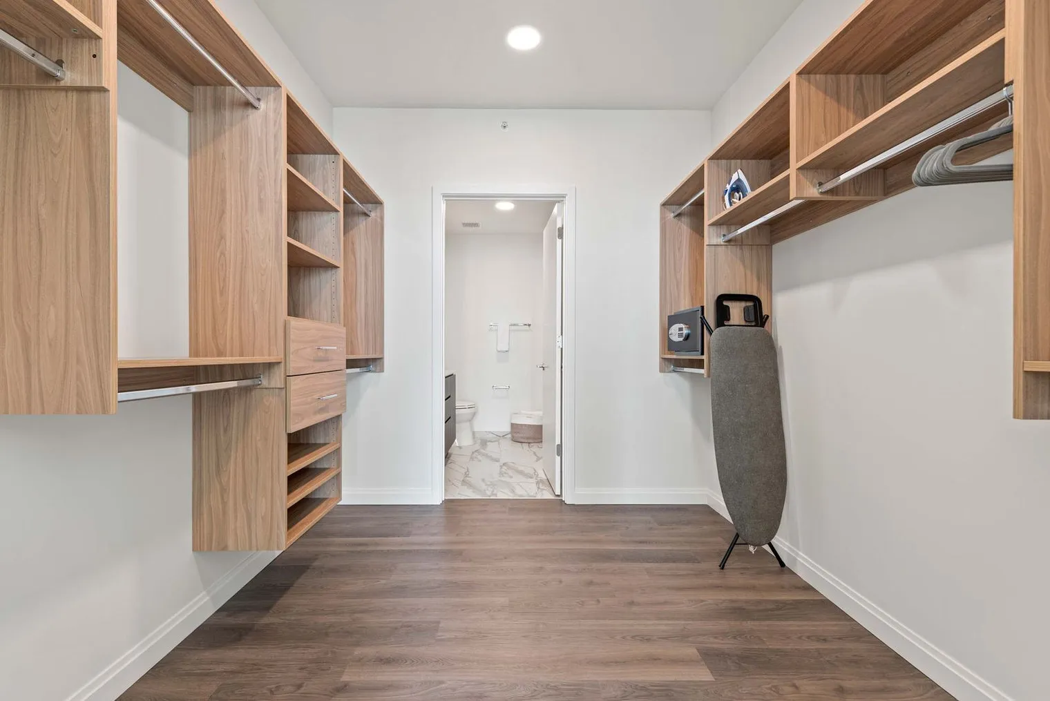 1000 S Michigan Ave   60605 60605-Building South Michigan Avenue-unit#ID1268609P-Chicago-IL