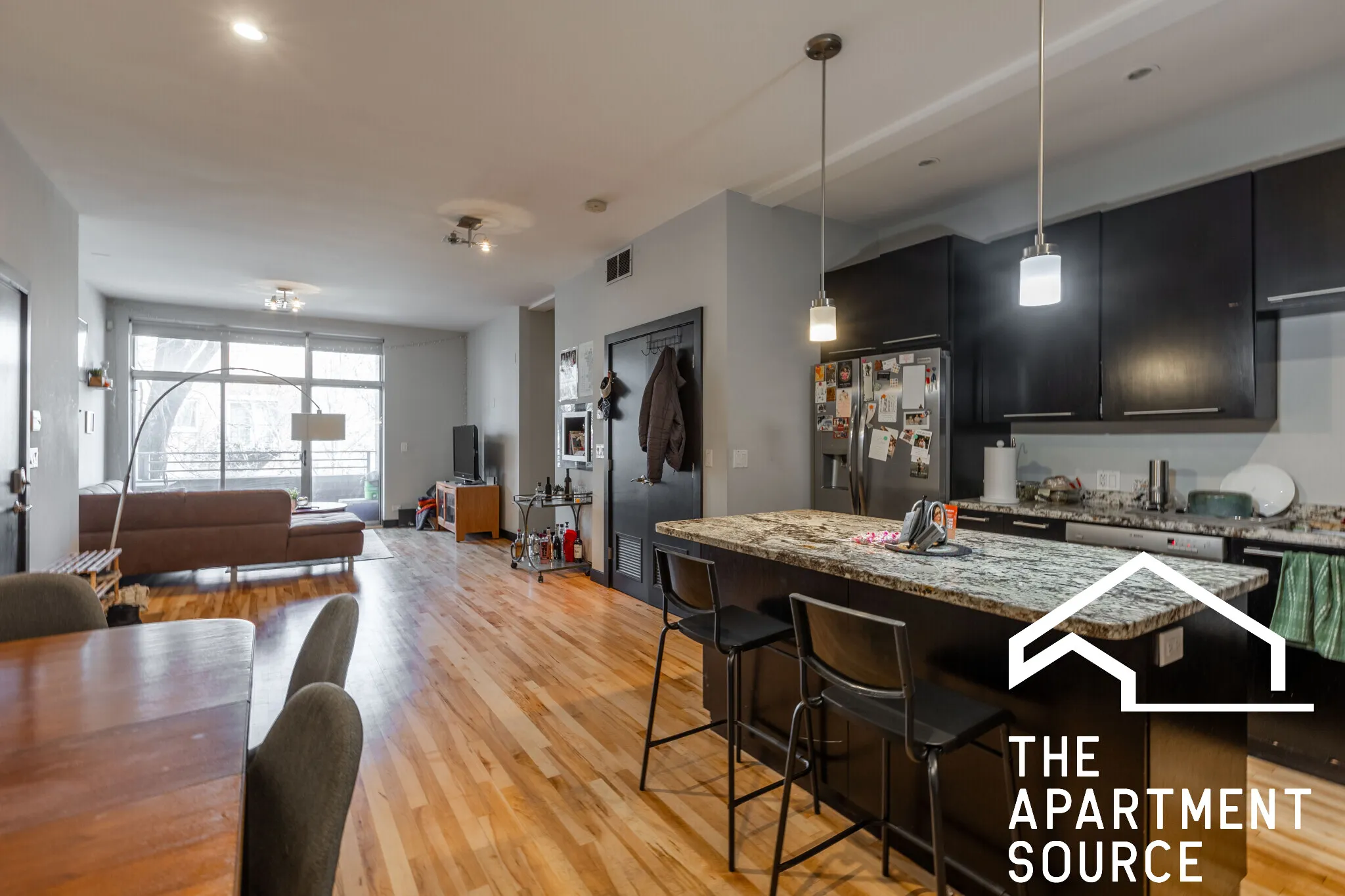 2348 N Lister Ave   60614 60614-unit#205-Chicago-IL