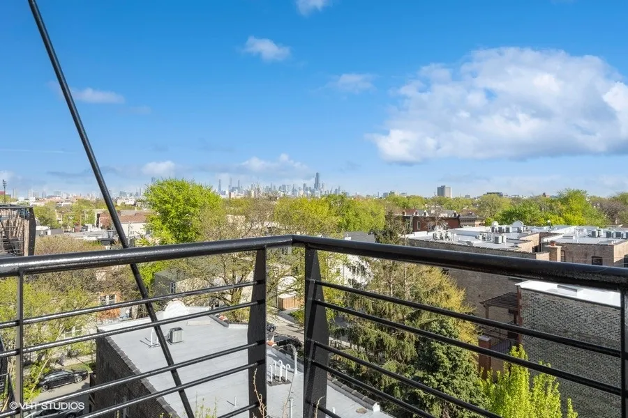 1934 N Washtenaw Ave 60647 60647-unit#404-Chicago-IL