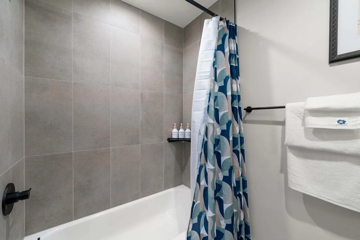 6044 N Winthrop Ave 60660 60660-Building North Winthrop Avenue-unit#ID1363914P-Chicago-IL