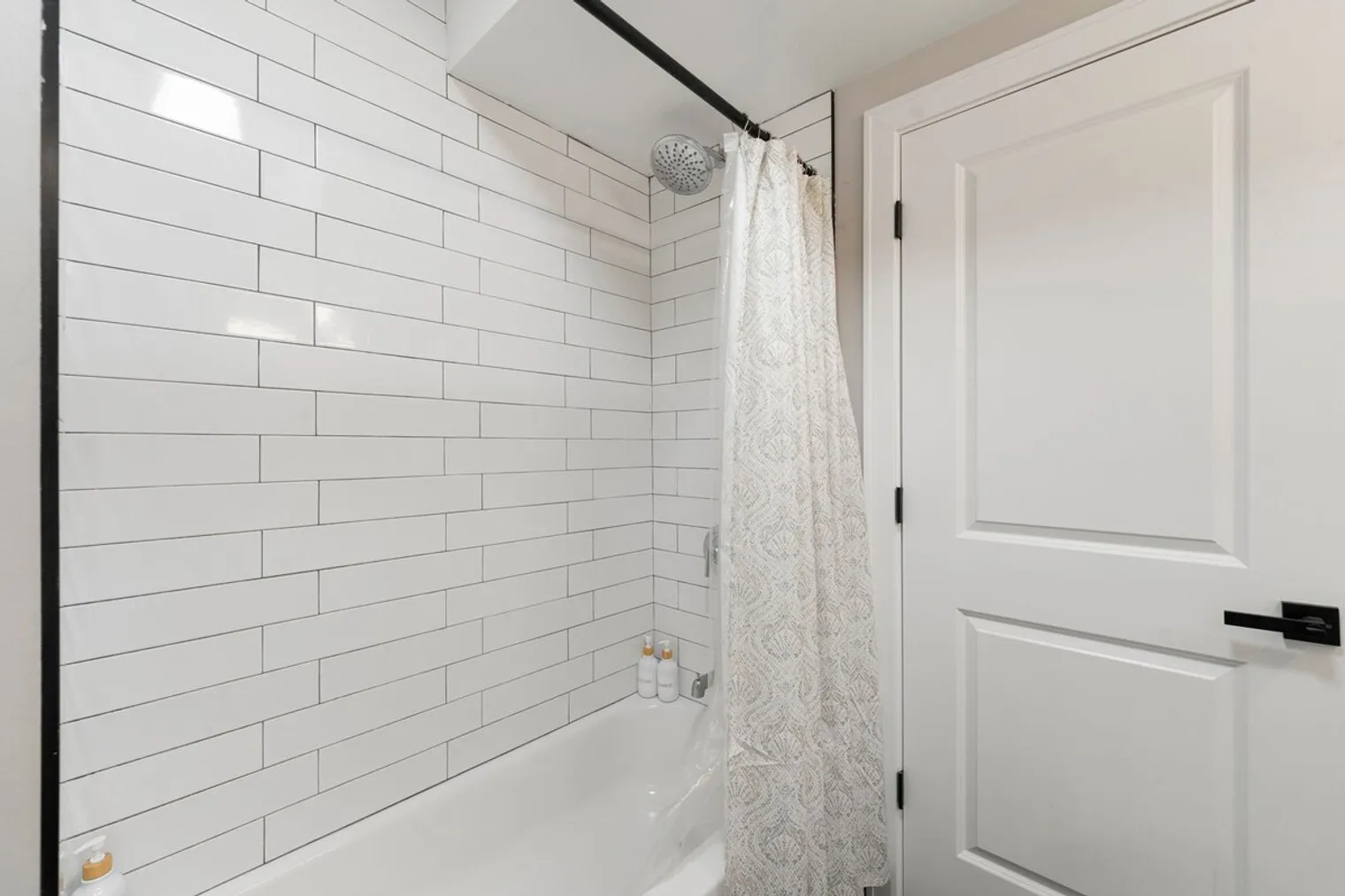 1900 W 17th St   60608 60608-Building West 17th Street-unit#ID1244928P-Chicago-IL