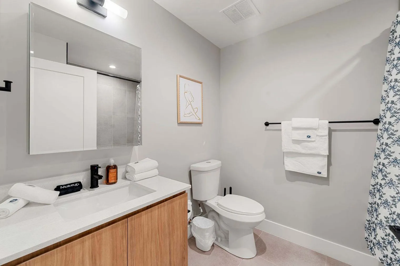 6044 N Winthrop Ave   60660 60660-Building North Winthrop Avenue-unit#ID1363915P-Chicago-IL
