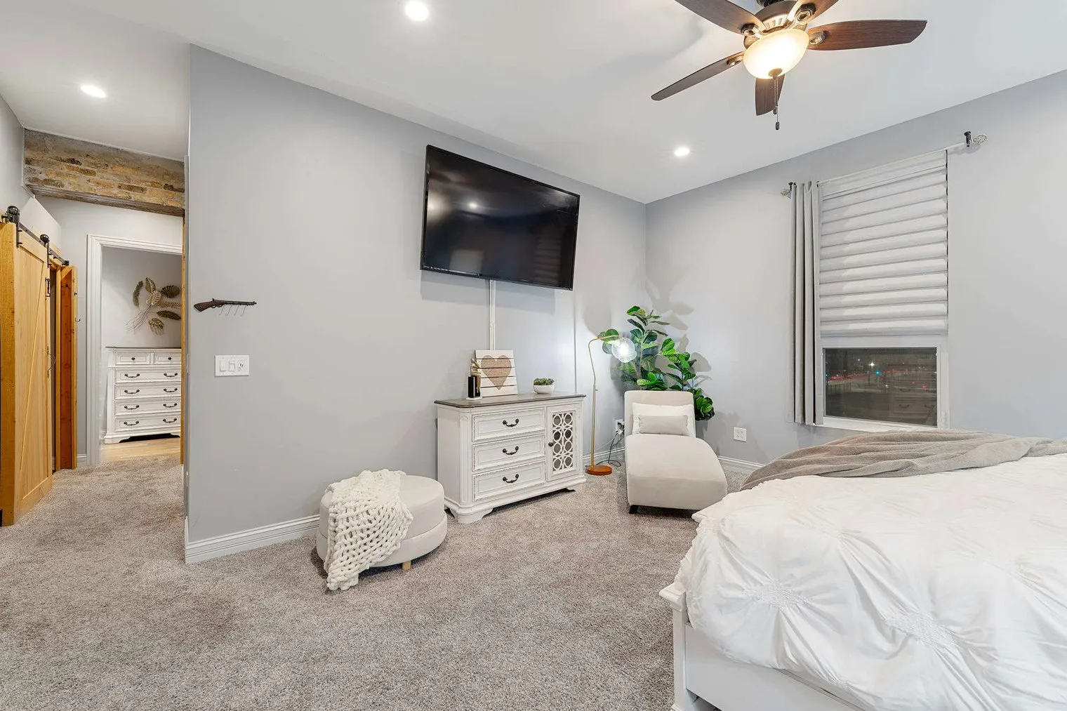2130 W Washington Blvd   60612 60612-Building West Washington Boulevard-unit#ID1244927P-Chicago-IL