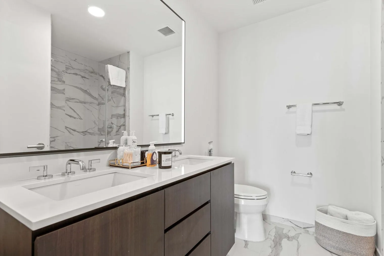 1000 S Michigan Ave   60605 60605-Building South Michigan Avenue-unit#ID1268609P-Chicago-IL