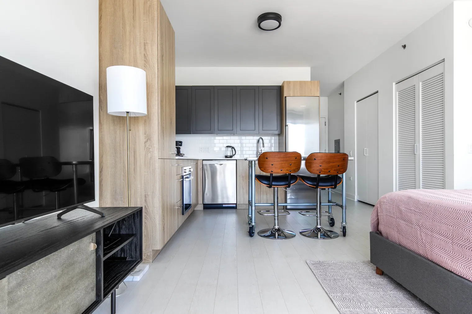 1035 W Van Buren St   60607 60607-Landmark West Loop-unit#ID397-Chicago-IL
