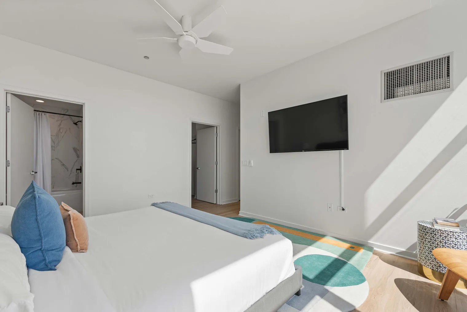 365 N Halsted St   60661 60661-Building West Kinzie Street-unit#ID1029611P-Chicago-IL