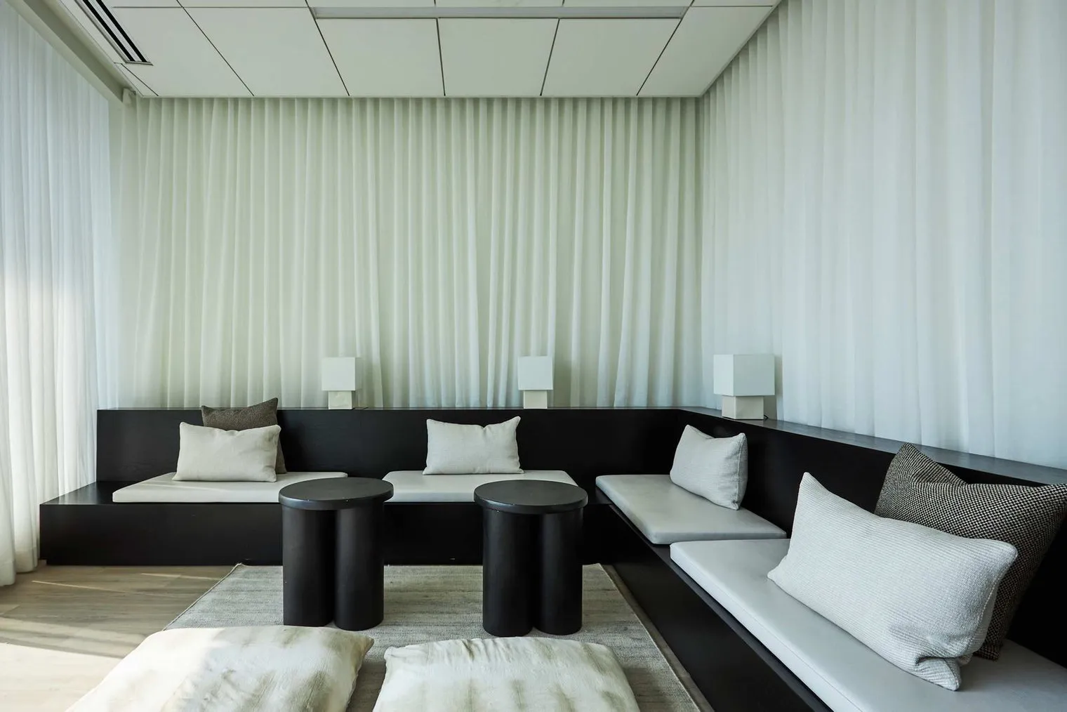 1000 S Michigan Ave   60605 60605-Building South Michigan Avenue-unit#ID1268609P-Chicago-IL
