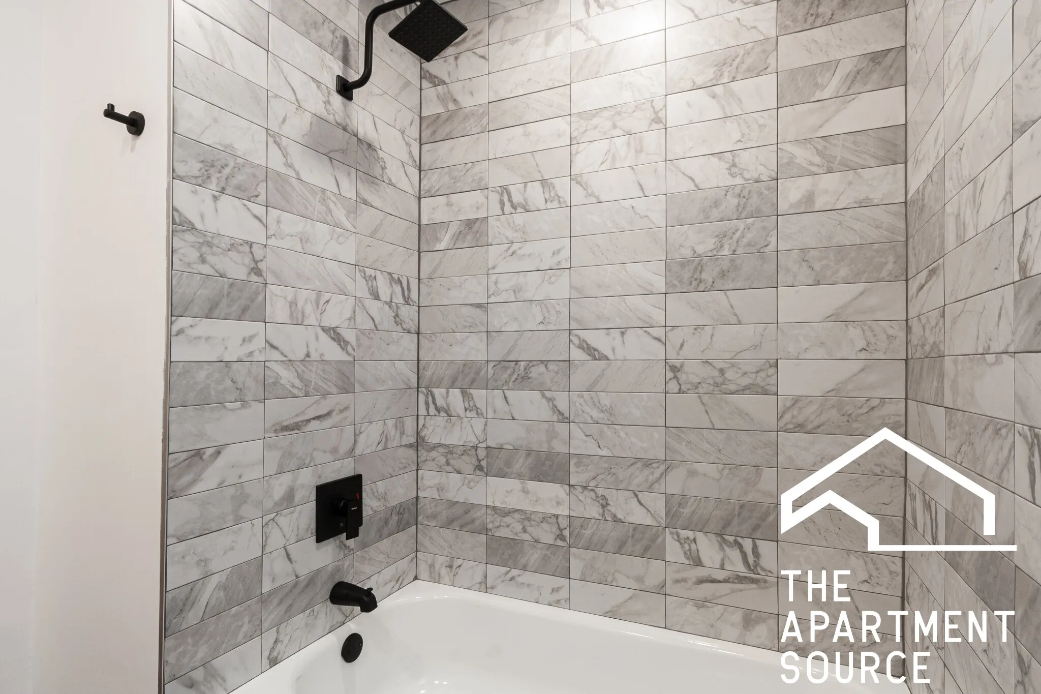 3838 W George St   60618 60618-unit#2E-Chicago-IL