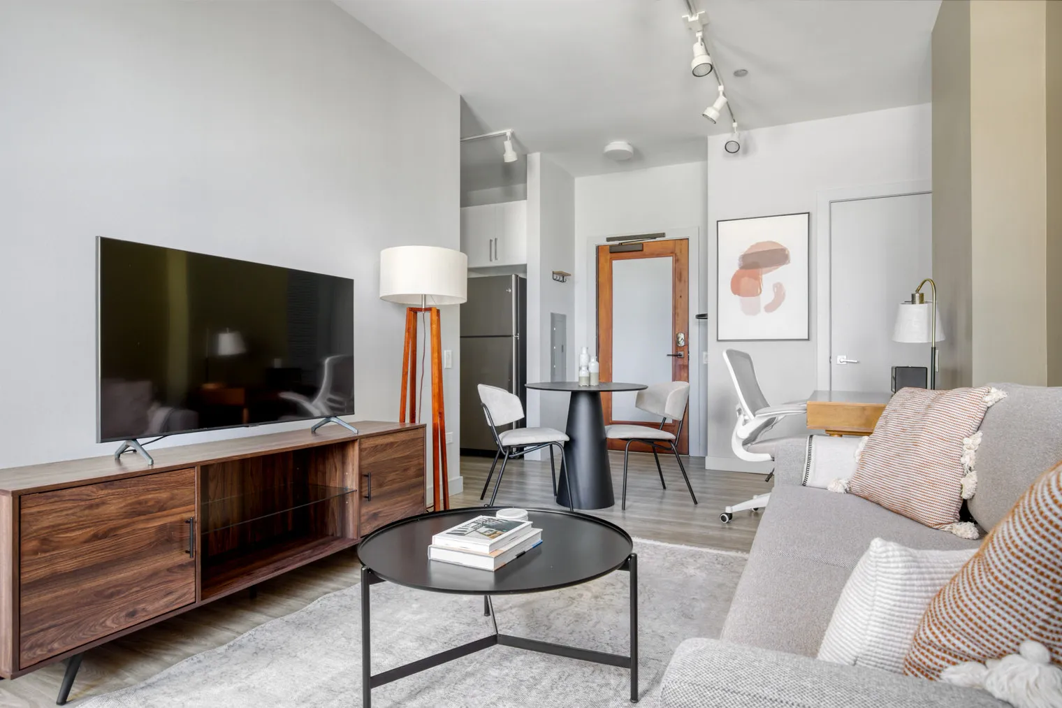 330 S Wells St   60606 60606-330 S Wells-unit#ID692-Chicago-IL
