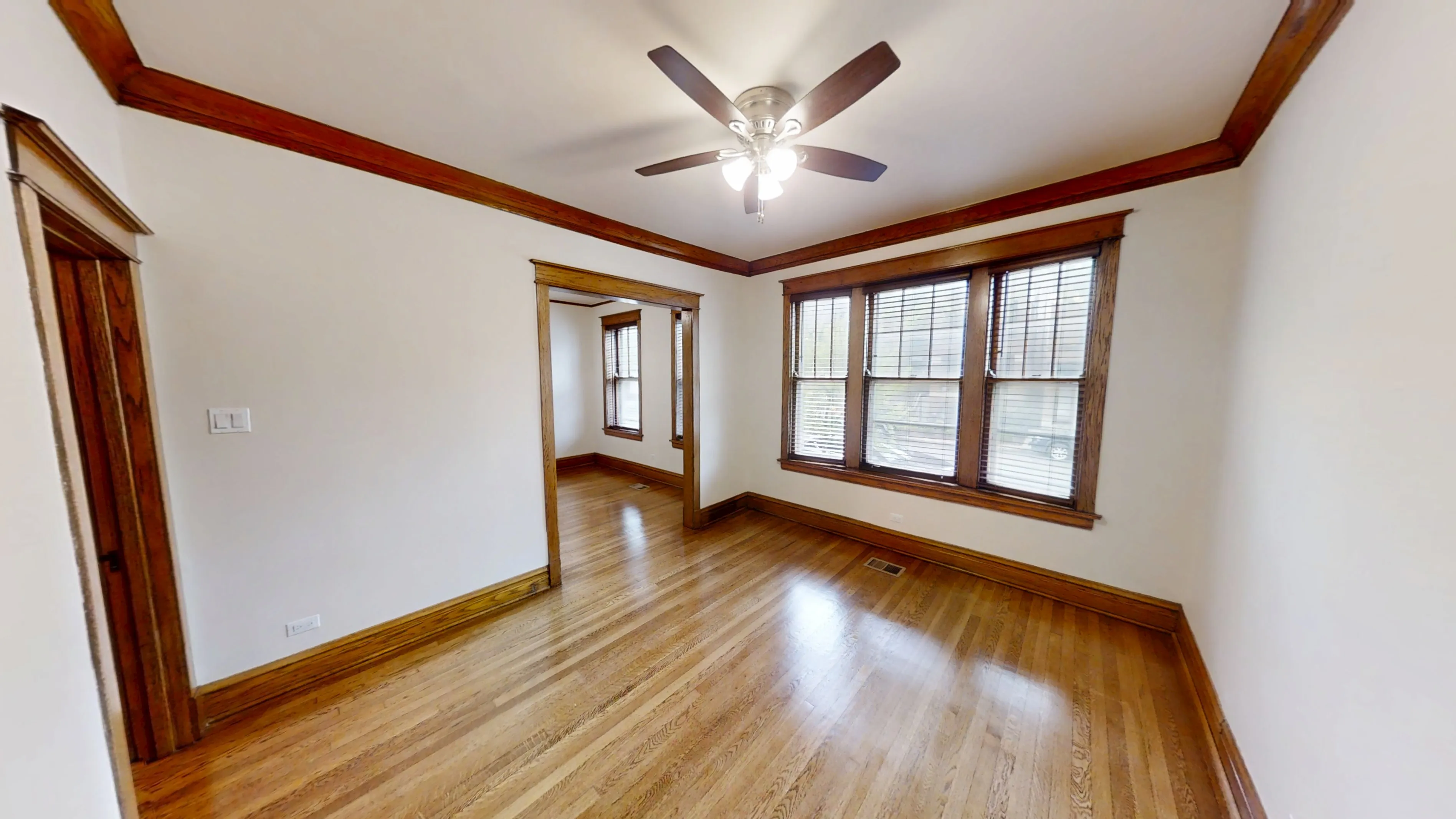 1251 W Grace St   60613 60613-unit#1-Chicago-IL