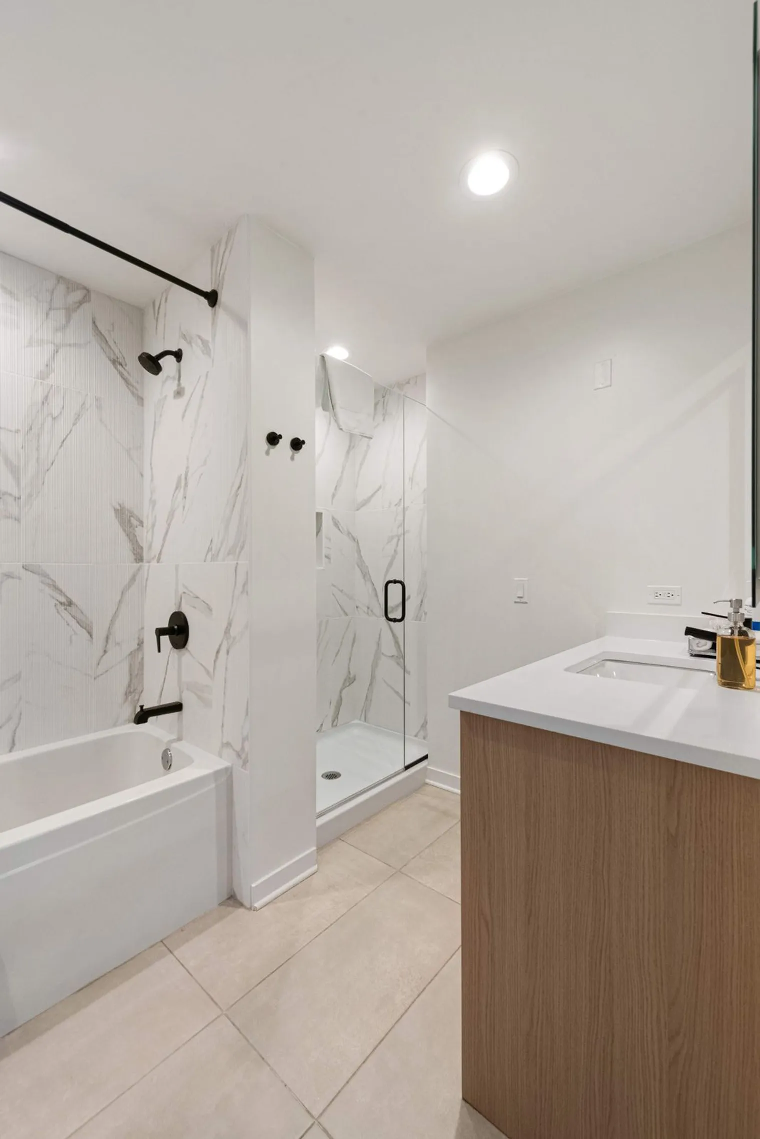 365 N Halsted St   60661 60661-Building West Kinzie Street-unit#ID1029611P-Chicago-IL