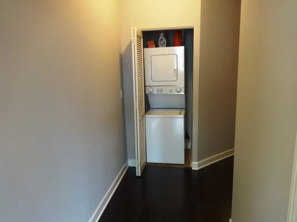 451 W Huron St   60654 60654-unit#1012-Chicago-IL