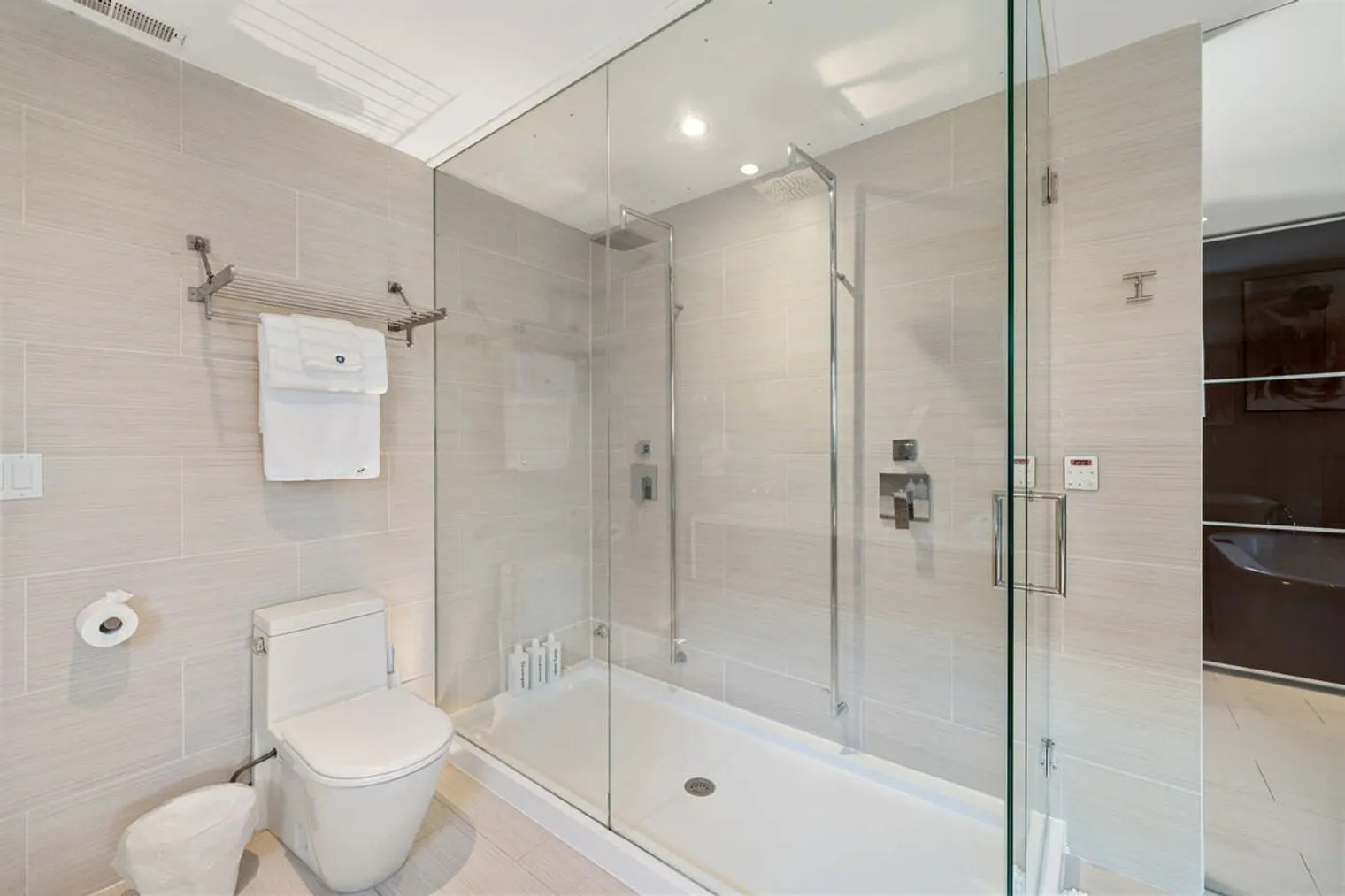 1856 N Fairfield Ave   60647 60647-Building North Fairfield Avenue-unit#ID1244918P-Chicago-IL