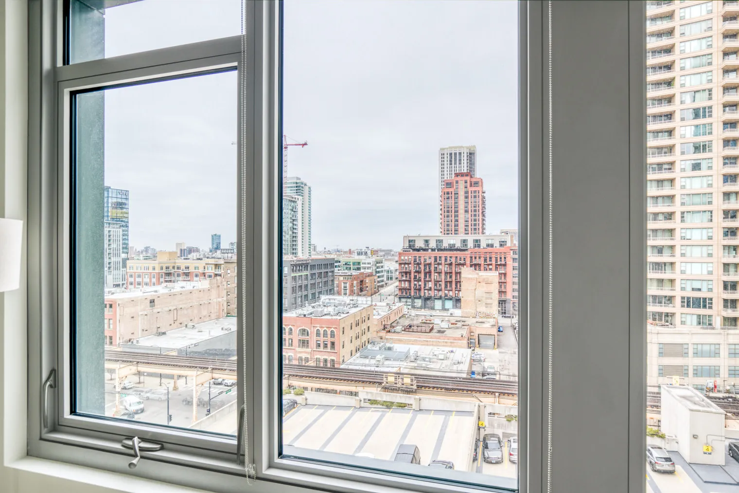 165 N Desplaines St   60661 60661-Emme-unit#ID643-Chicago-IL