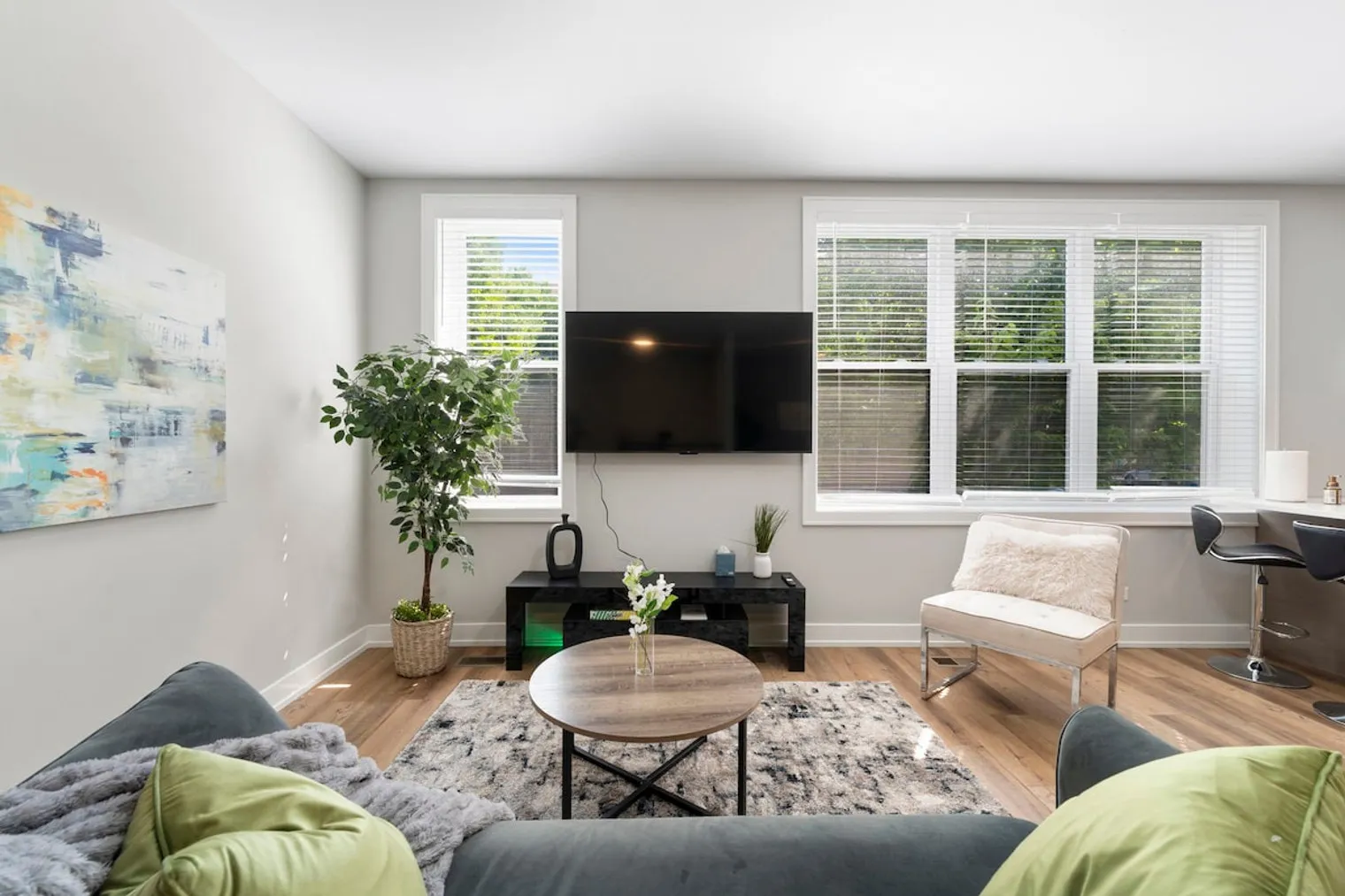 1900 W 17th St   60608 60608-Building West 17th Street-unit#ID1244928P-Chicago-IL