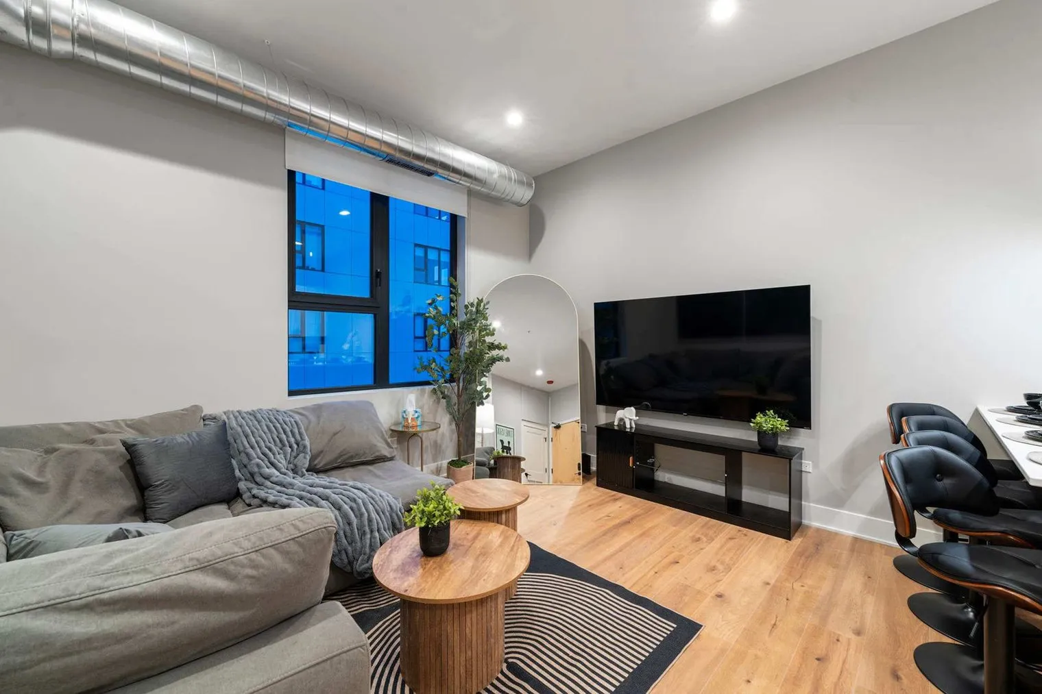 6044 N Winthrop Ave   60660 60660-Building North Winthrop Avenue-unit#ID1359788P-Chicago-IL