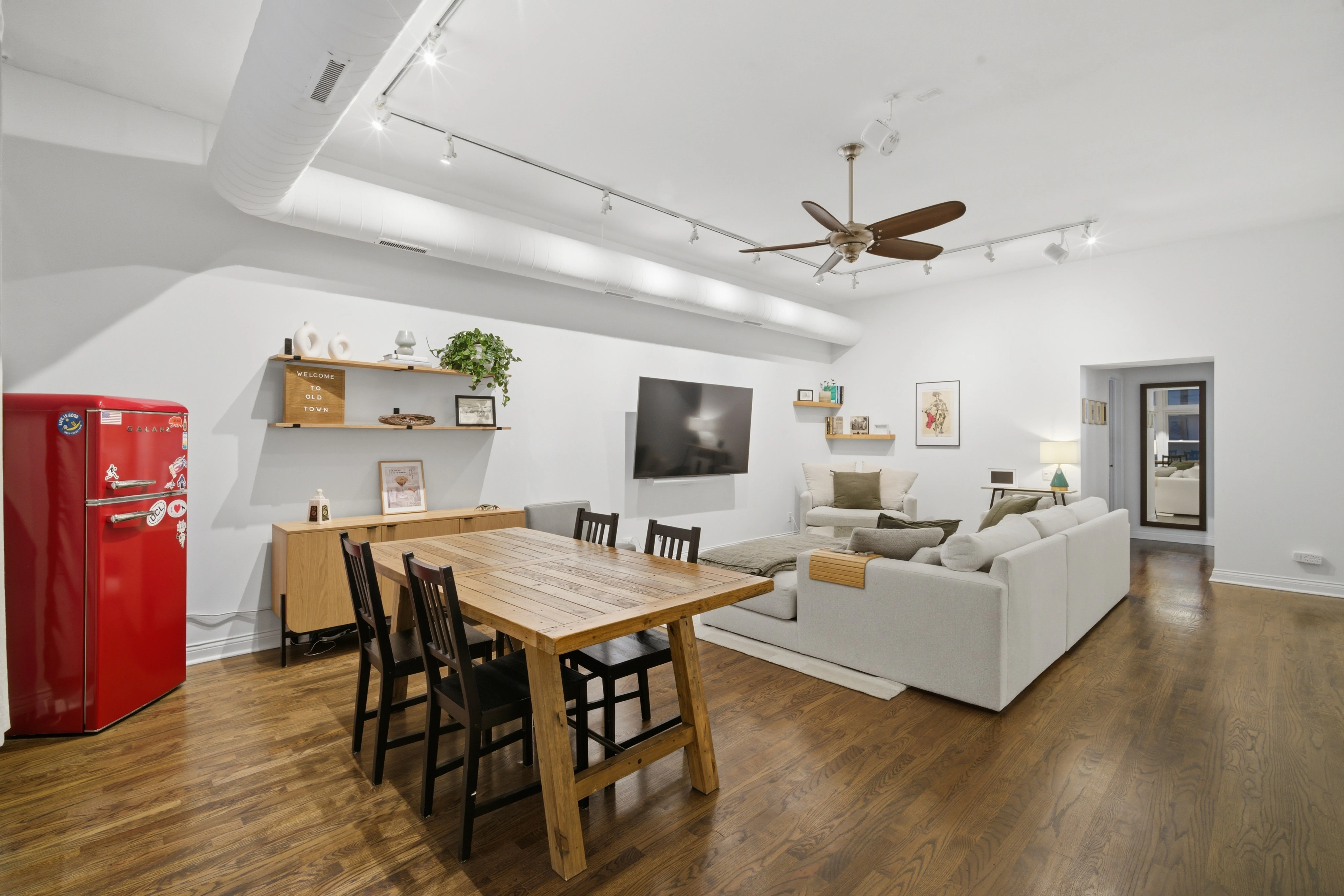 1448 N Orleans St   60610 60610-unit#1D-Chicago-IL
