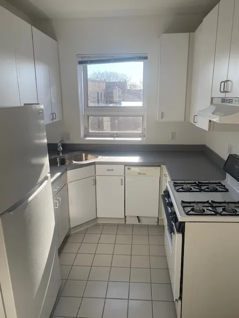 5042 N Glenwood Ave   60640 60640-unit#3W-Chicago-IL