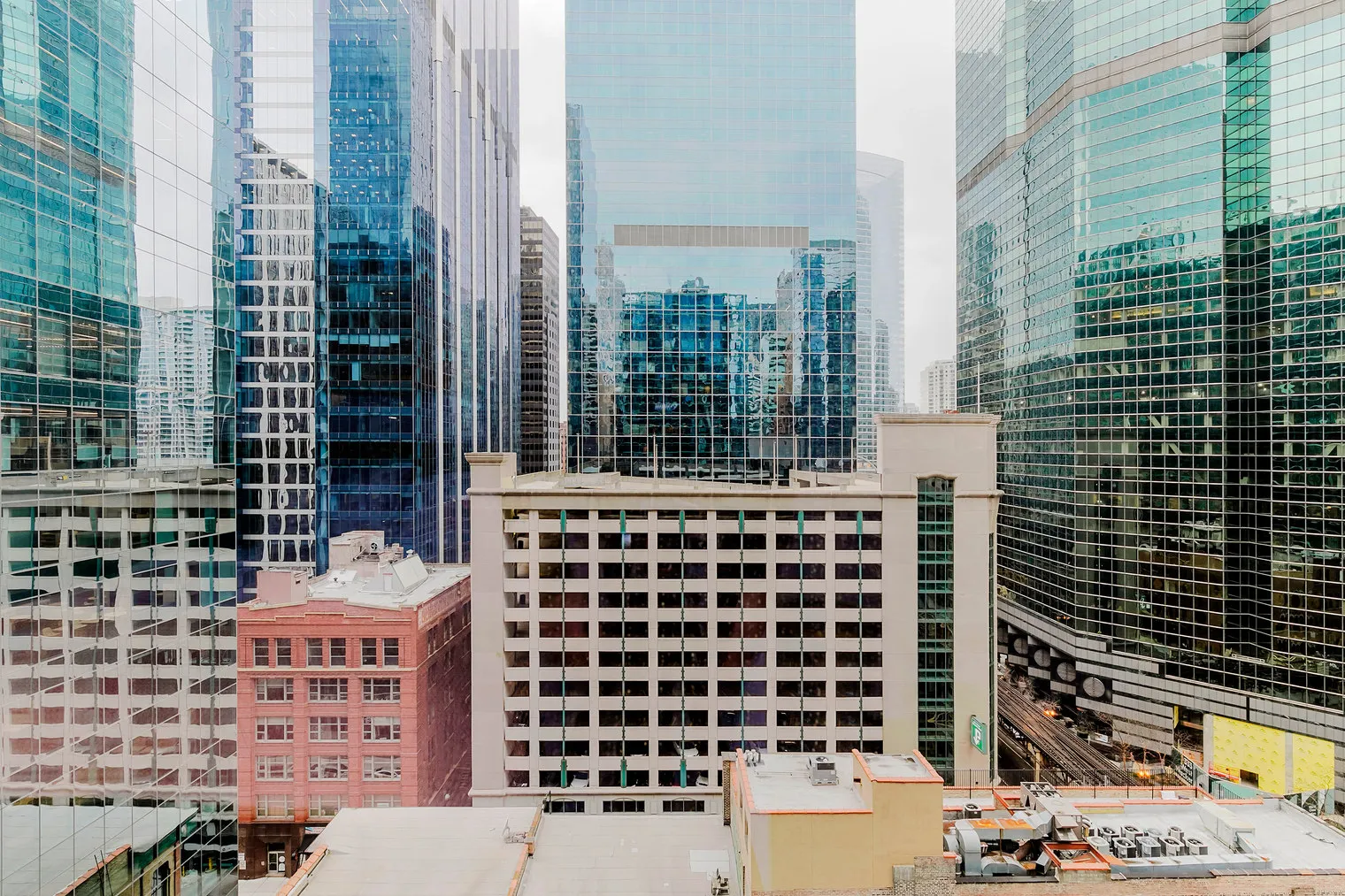 215 W Lake St   60606 60606-Linea-unit#ID1175-Chicago-IL