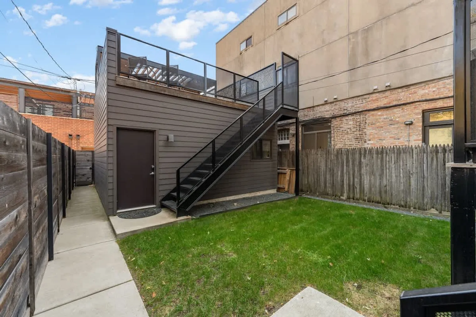 1307 N Bell Ave   60622 60622-Building North Bell Avenue-unit#ID1244933P-Chicago-IL