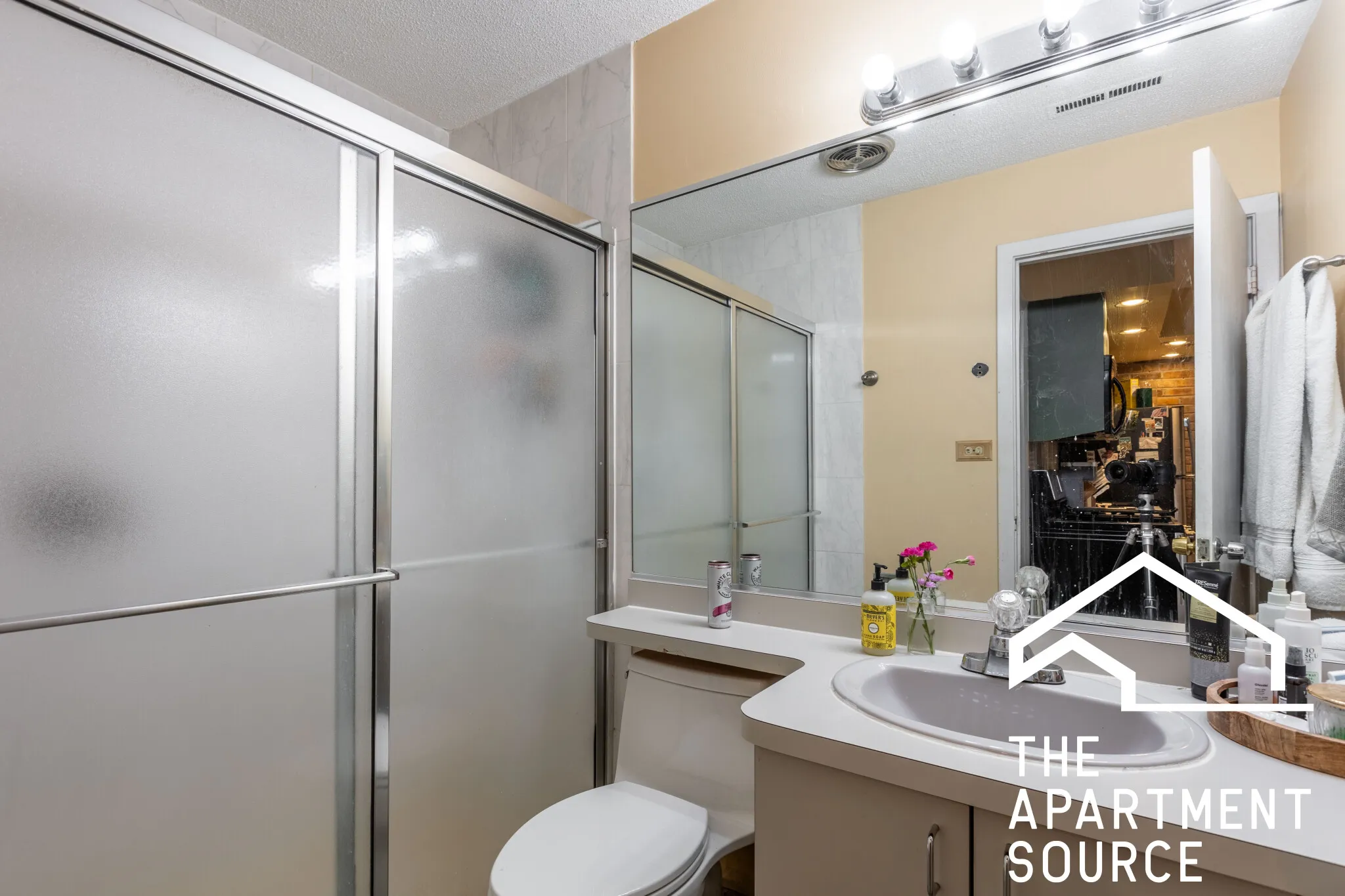 715 W Diversey Pkwy 60614 60614-unit#6-Chicago-IL