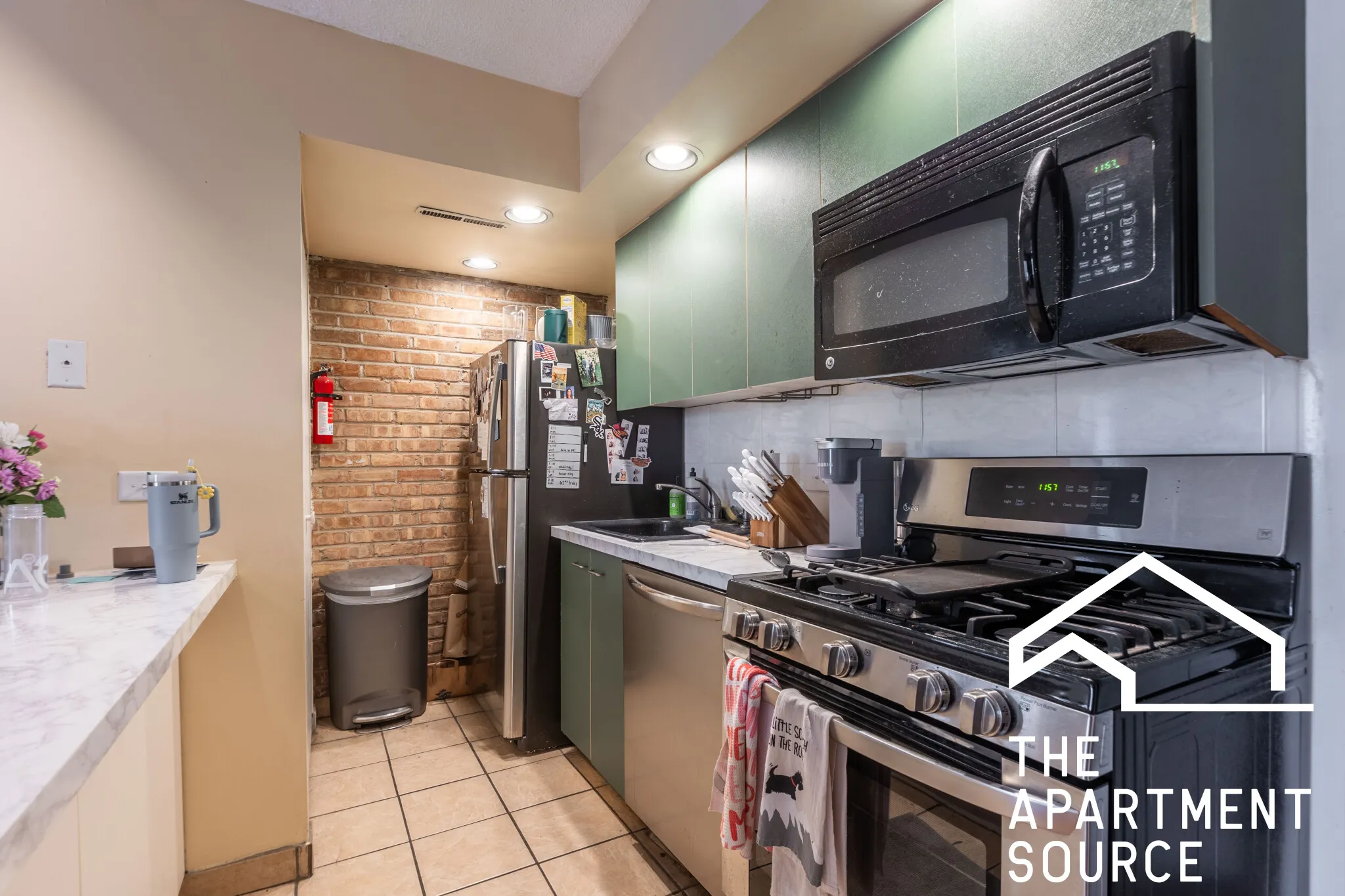 715 W Diversey Pkwy 60614 60614-unit#6-Chicago-IL
