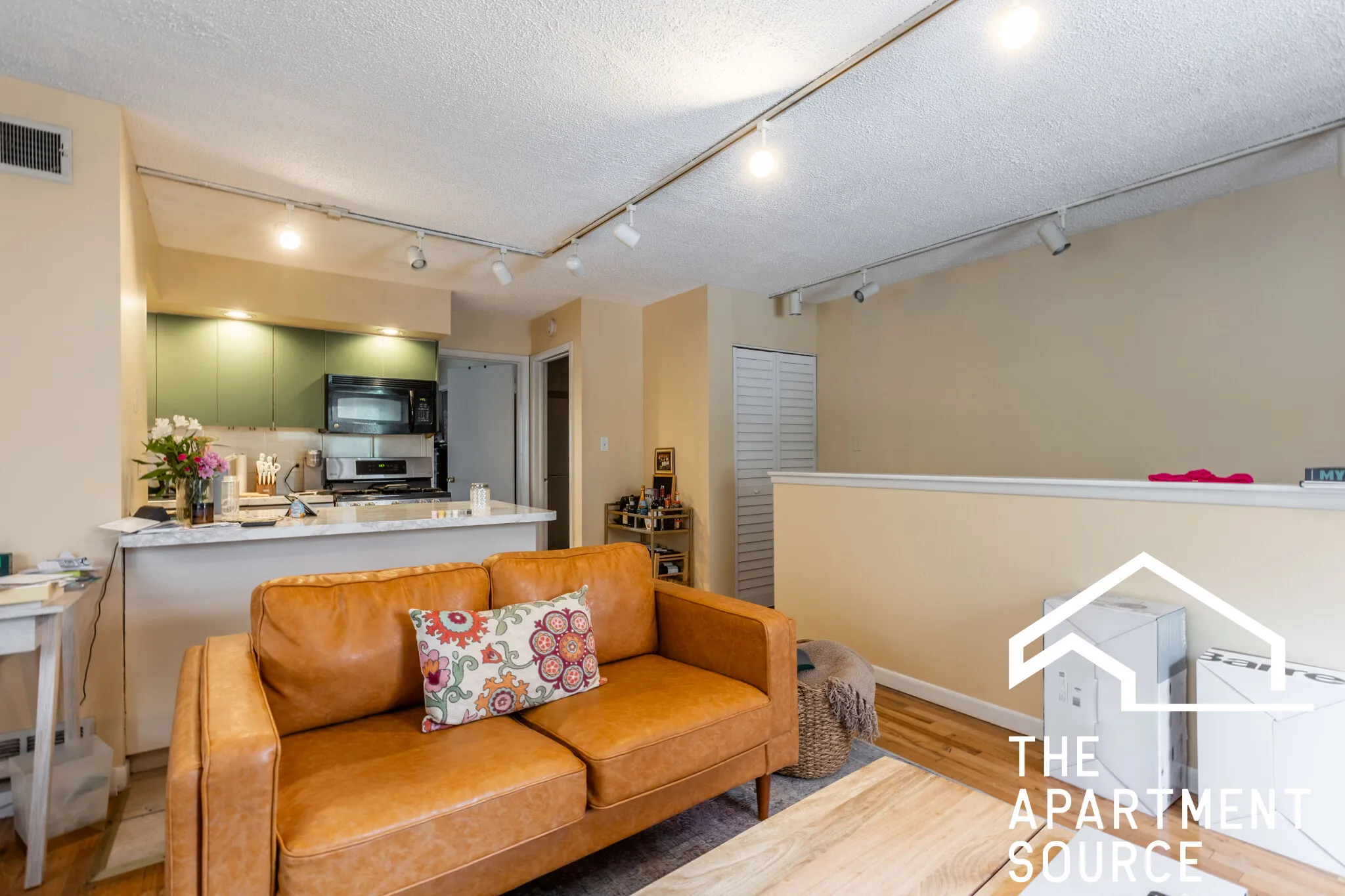 715 W Diversey Pkwy 60614 60614-unit#6-Chicago-IL