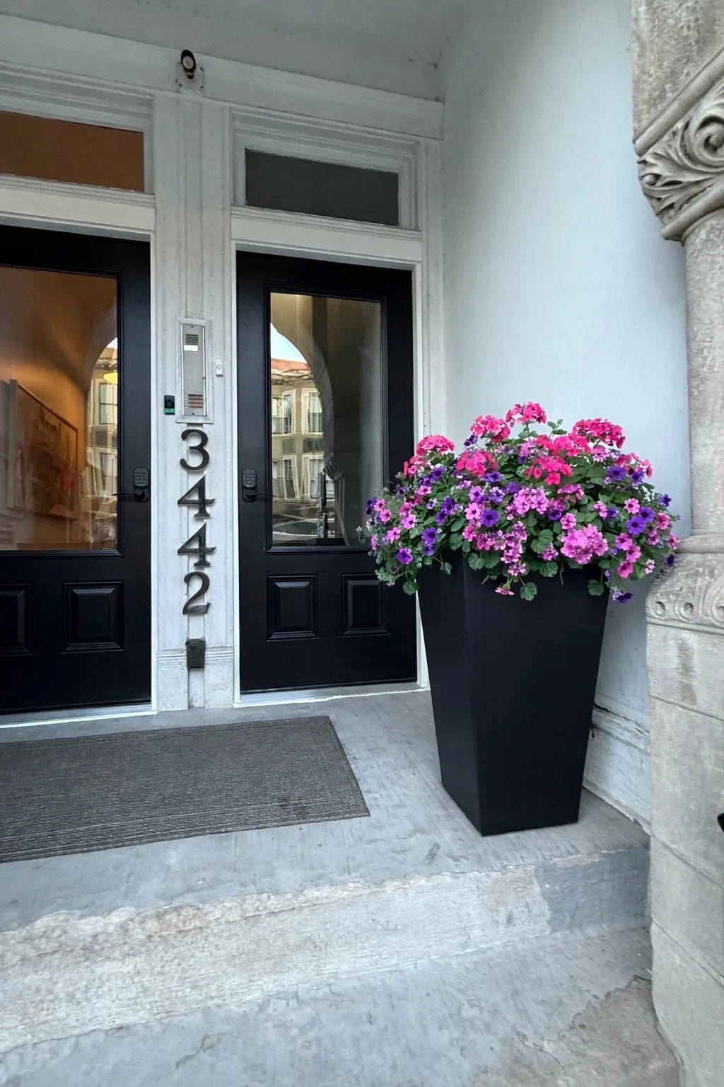 3442 N Halsted St   60657 60657-unit#2-Chicago-IL