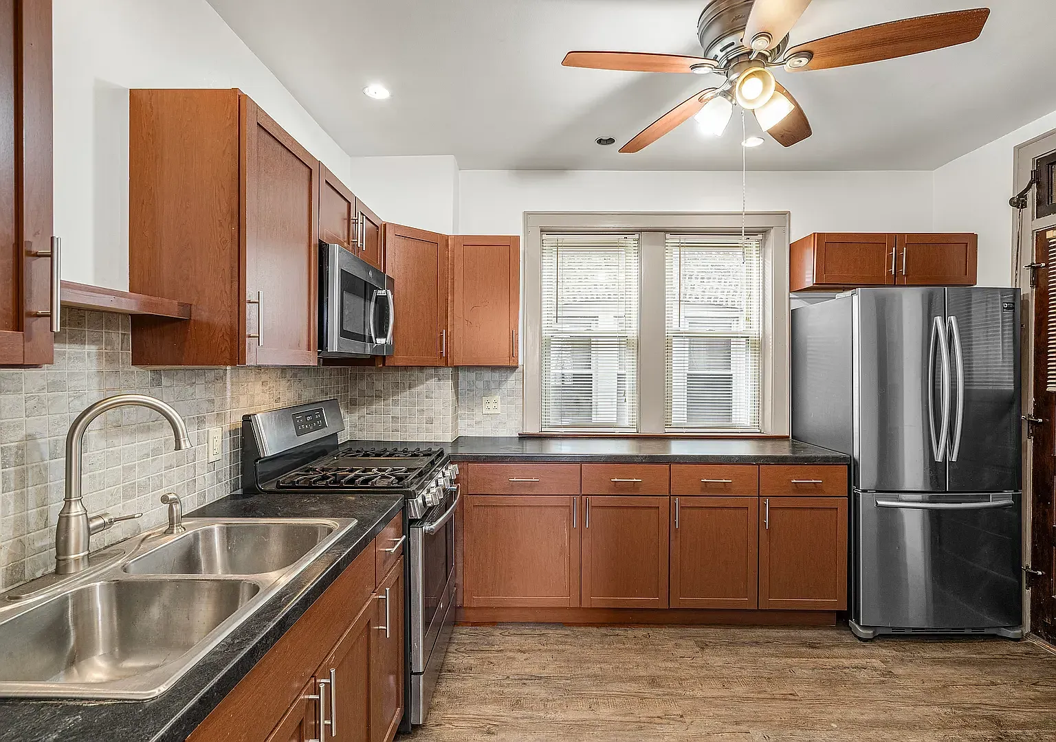 5352 W Sunnyside Ave 60630 60630-unit#2-Chicago-IL