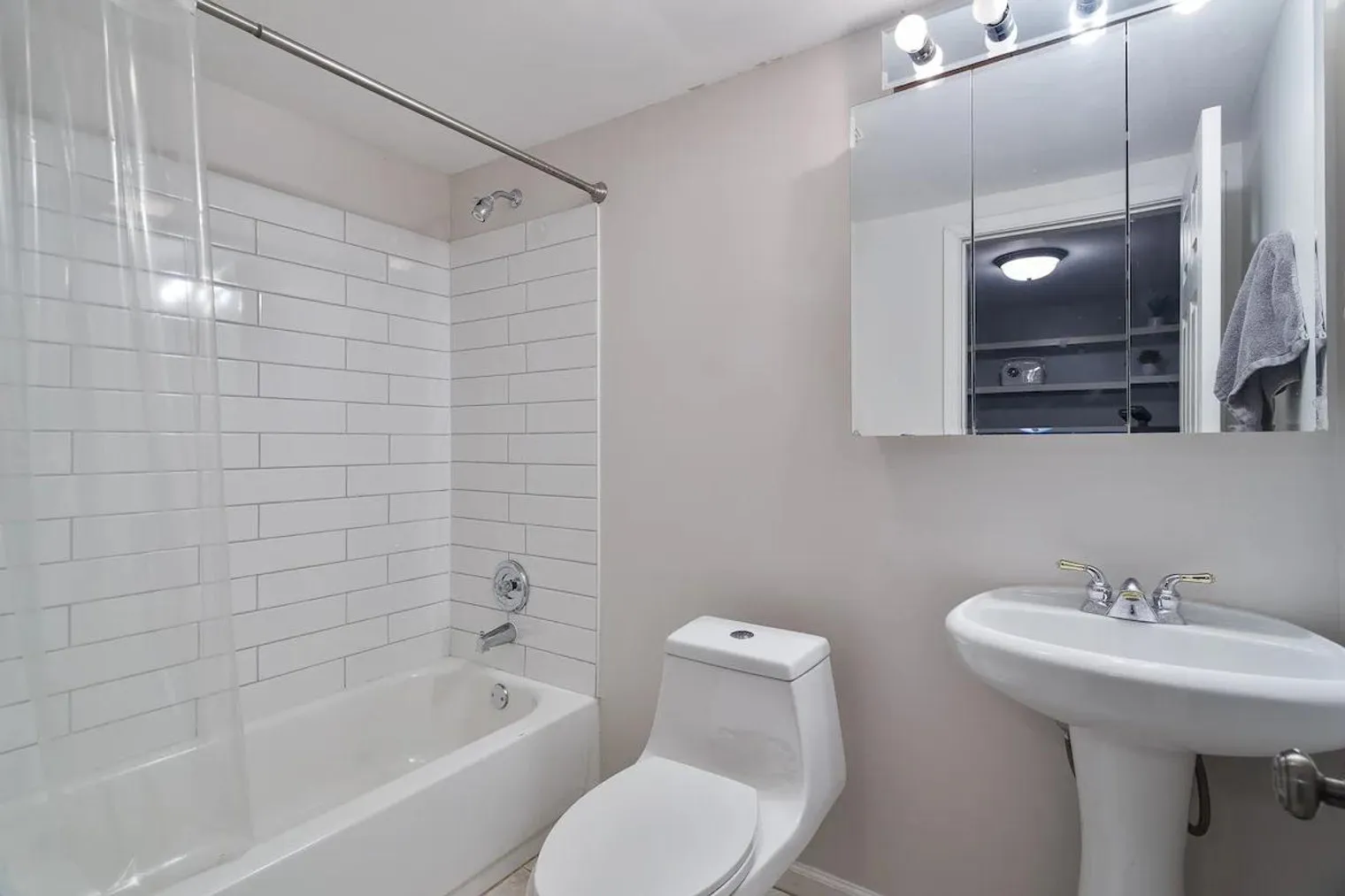 3018 N Clybourn Ave 60618 60618-Building North Clybourn Avenue-unit#ID1359760P-Chicago-IL