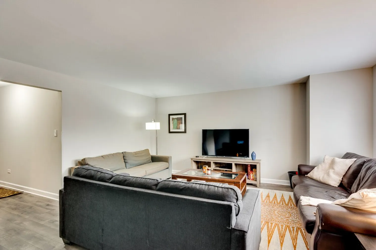 226 S Hoyne Ave   60612 60612-Building South Hoyne Avenue-unit#ID1255624P-Chicago-IL
