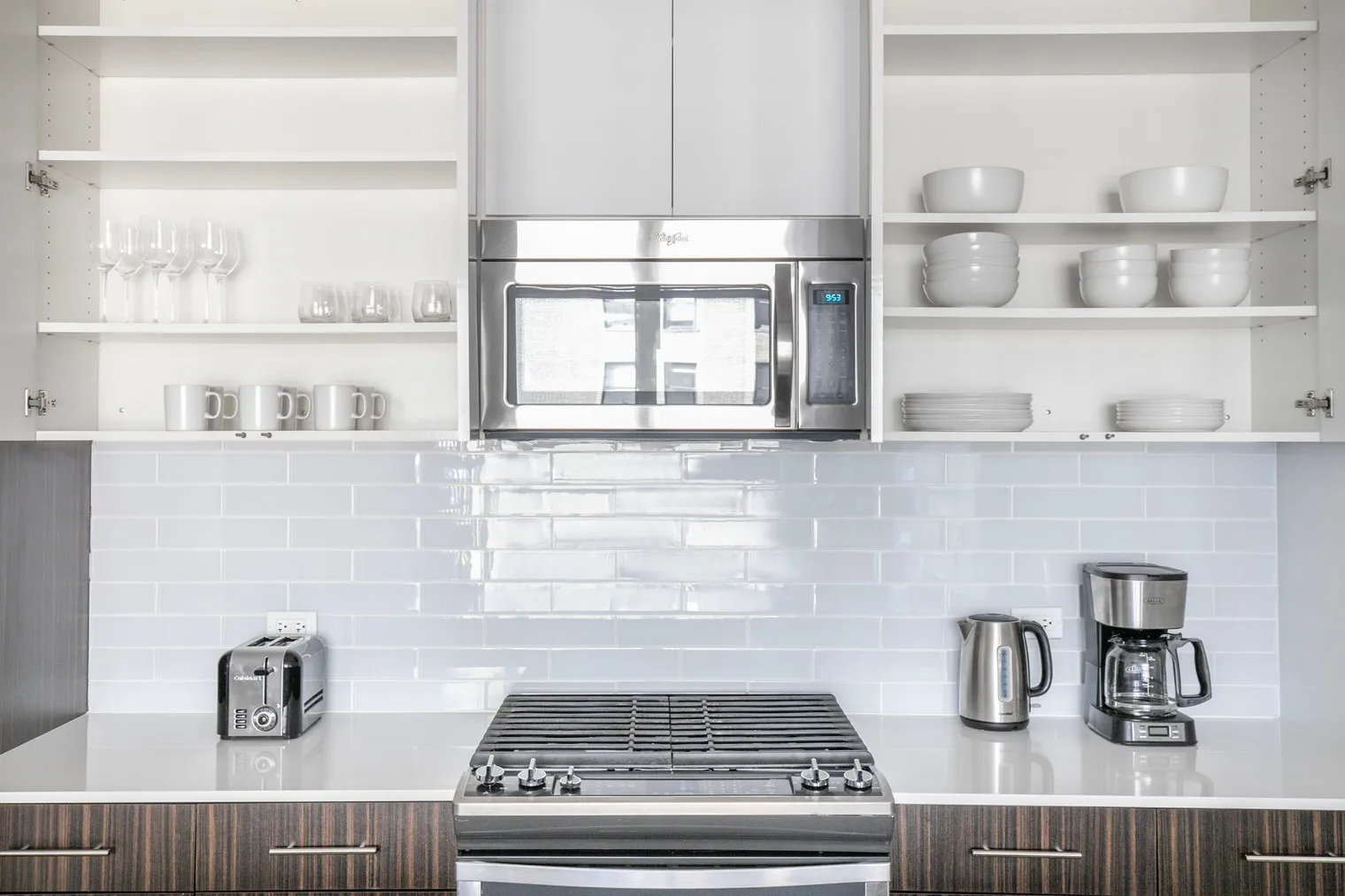 201 N Garland Ct   60601 60601-Mila-unit#ID961-Chicago-IL