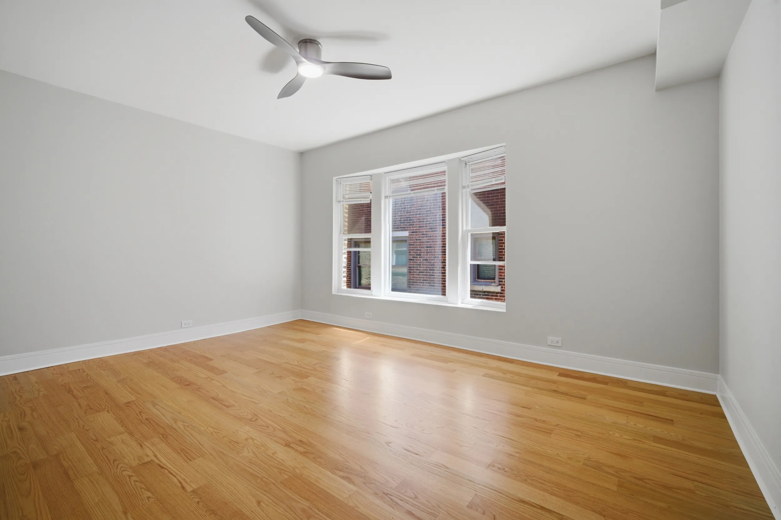 921 W Wilson Ave   60640 60640-unit#3E-Chicago-IL