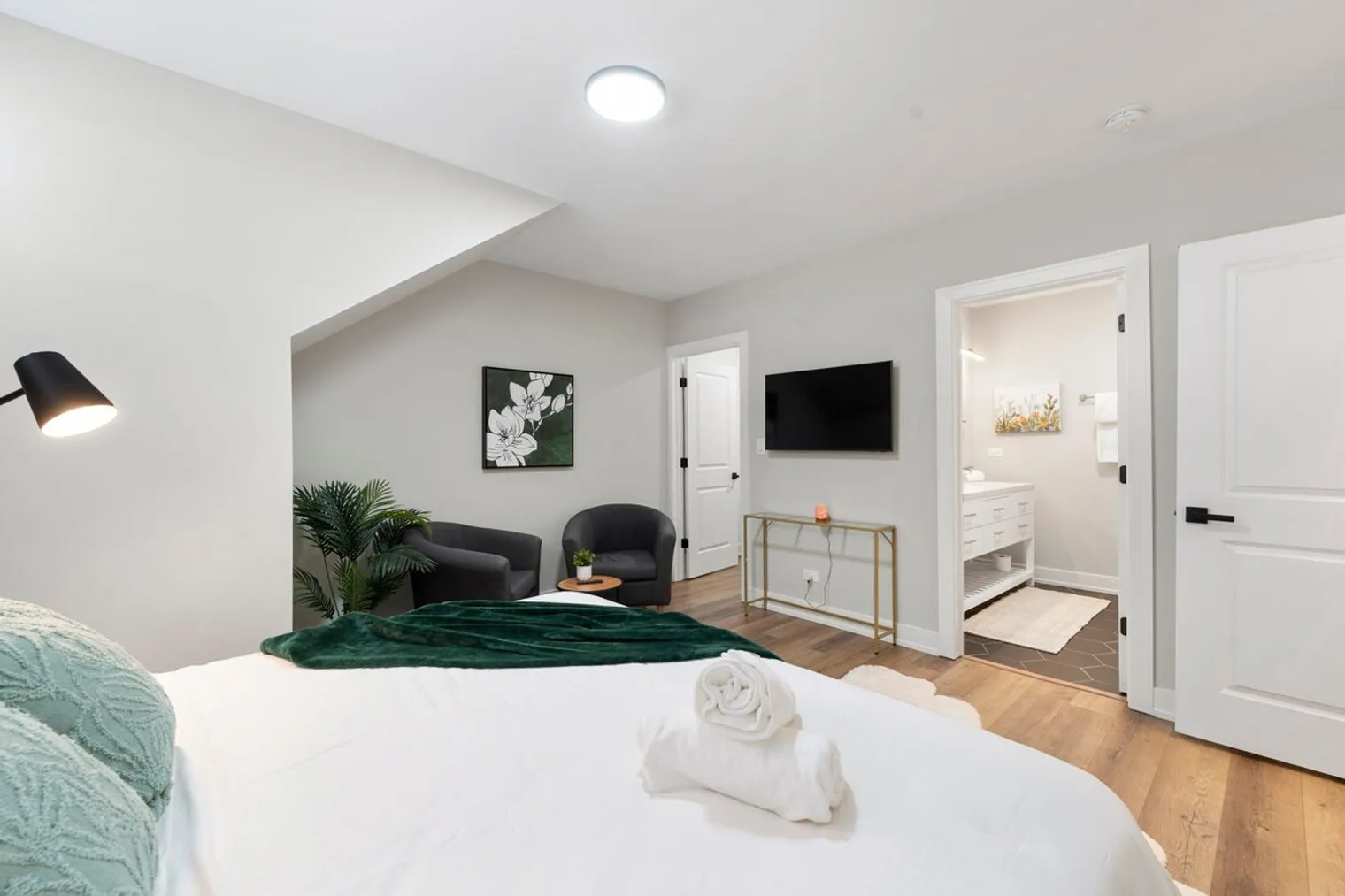 1900 W 17th St   60608 60608-Building West 17th Street-unit#ID1244928P-Chicago-IL