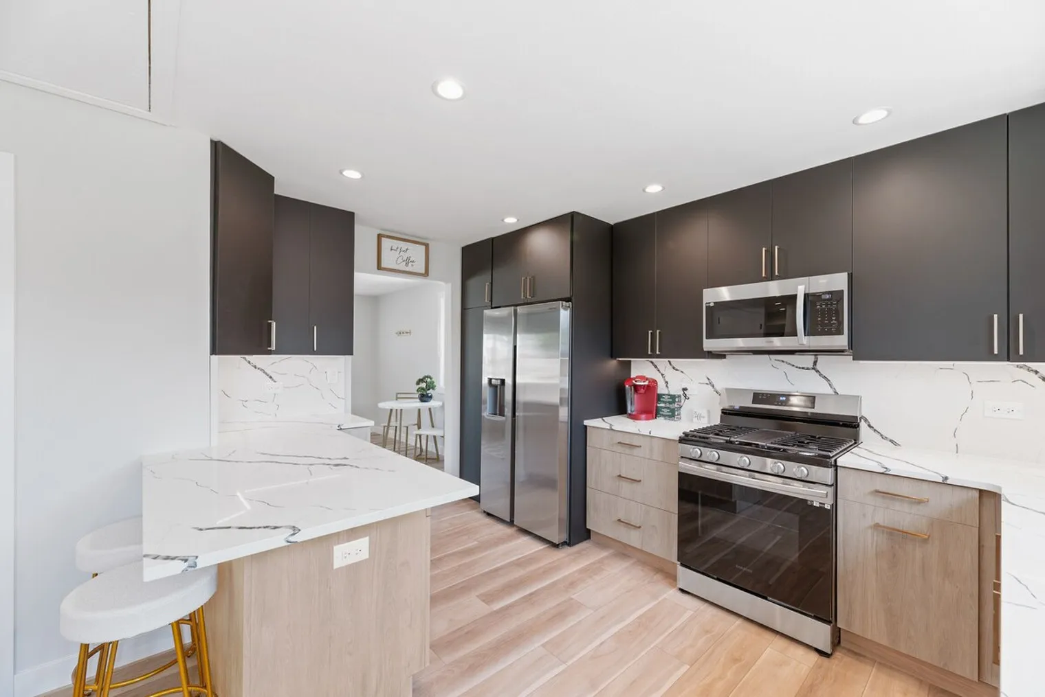 1023 S Wolf Rd   60016 60016-Building South Wolf Road-unit#ID1032513P-Des Plaines-IL