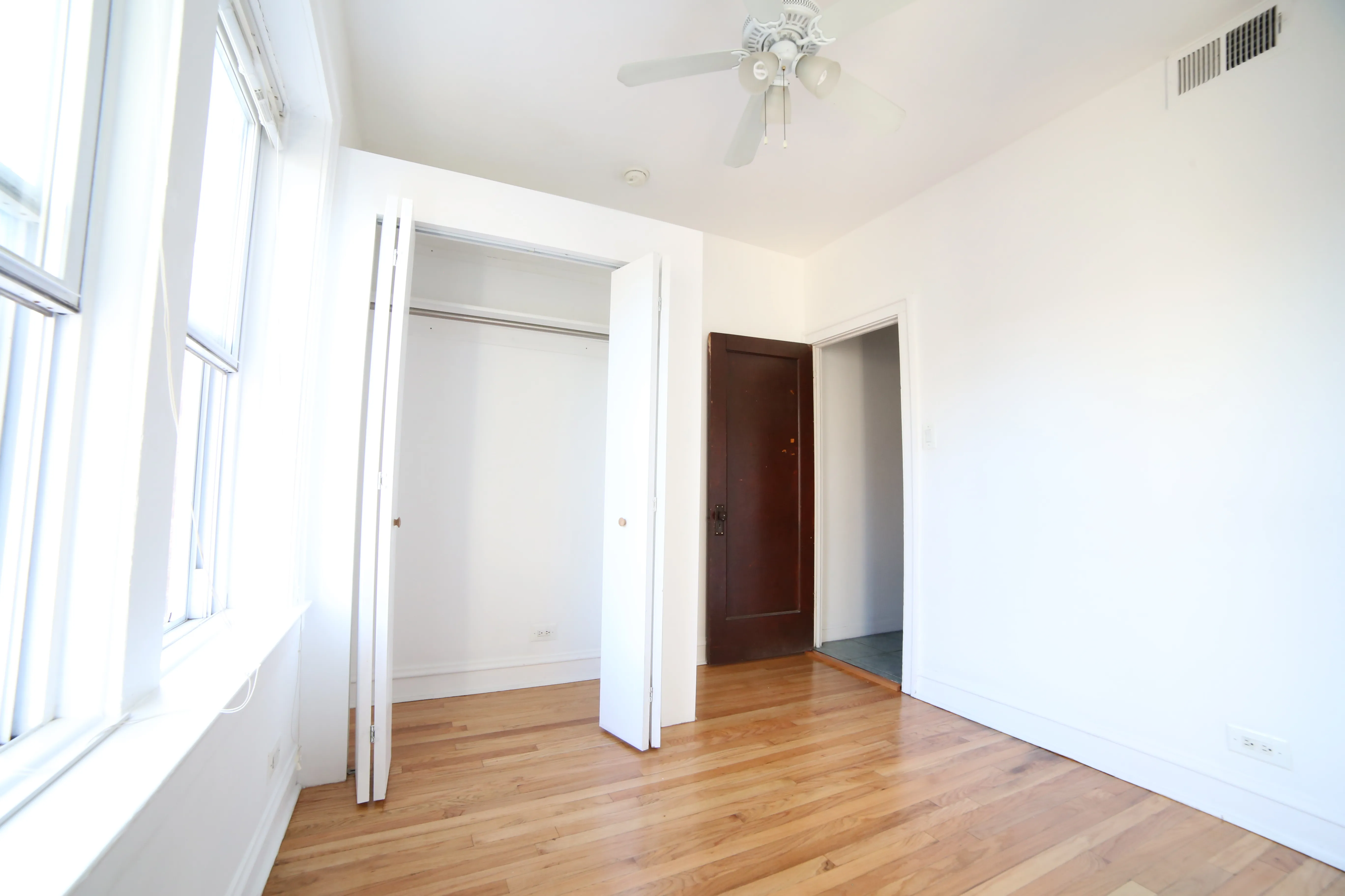 3570 W LYNDALE ST 60647-unit#2-Chicago-IL