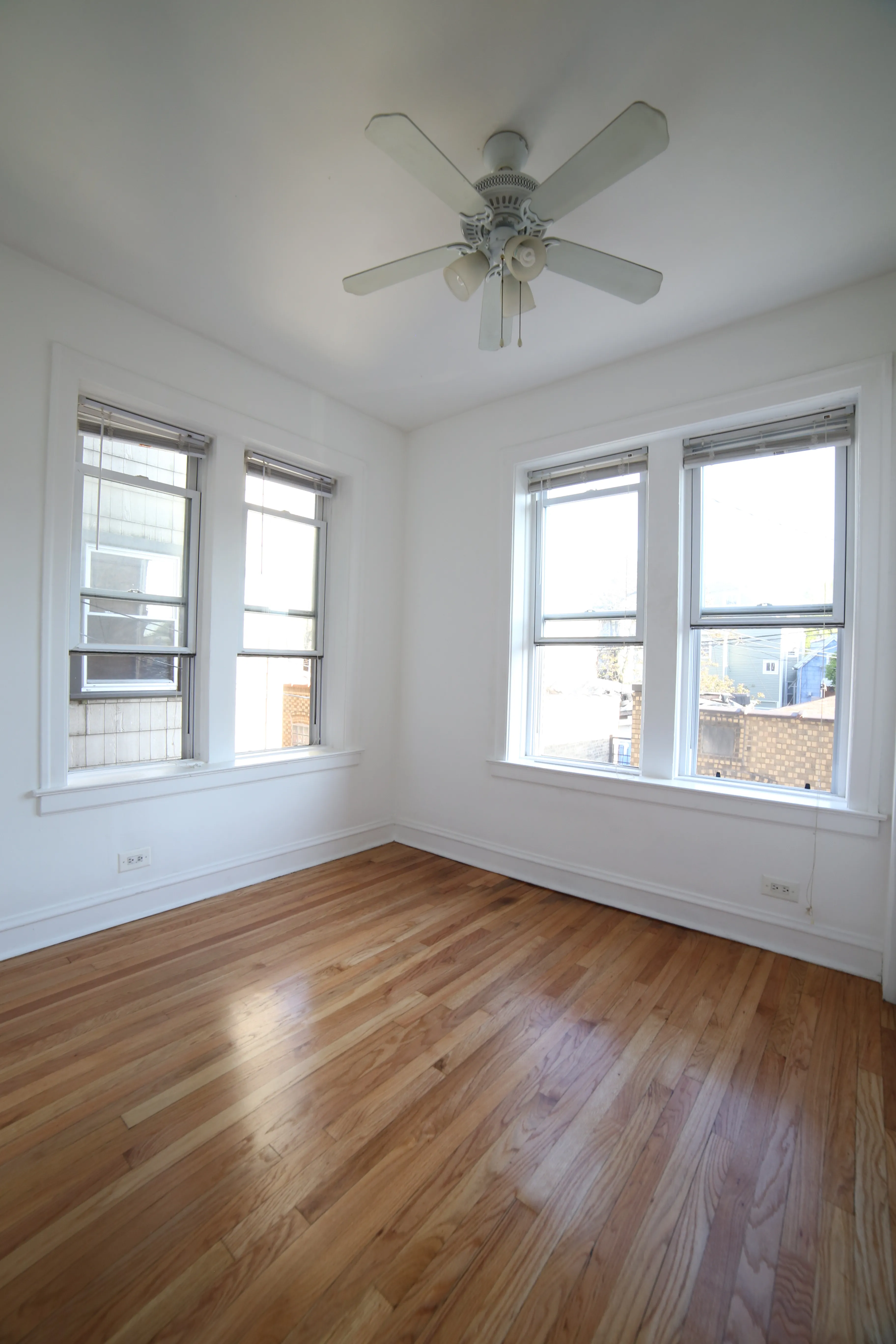 3570 W LYNDALE ST 60647-unit#2-Chicago-IL