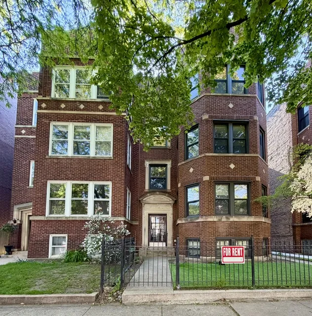 3526 N Bosworth Ave 60657 60657-unit#Garden-Chicago-IL