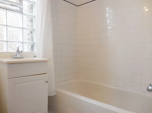 733 Elm St   60093 60093-Elm-unit#301-Winnetka-IL