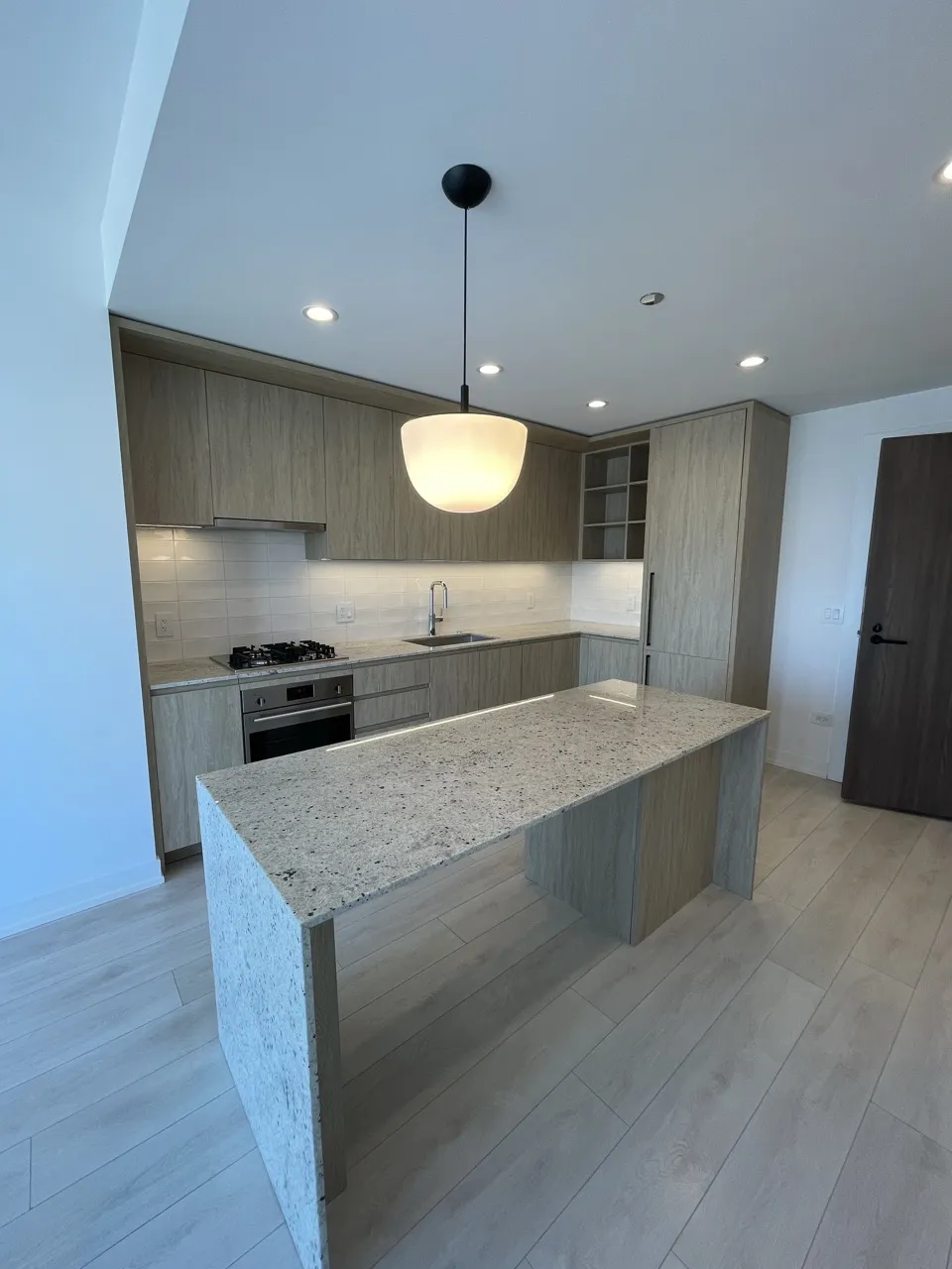 369 W Grand Ave   60654 60654-unit#1302-Chicago-IL