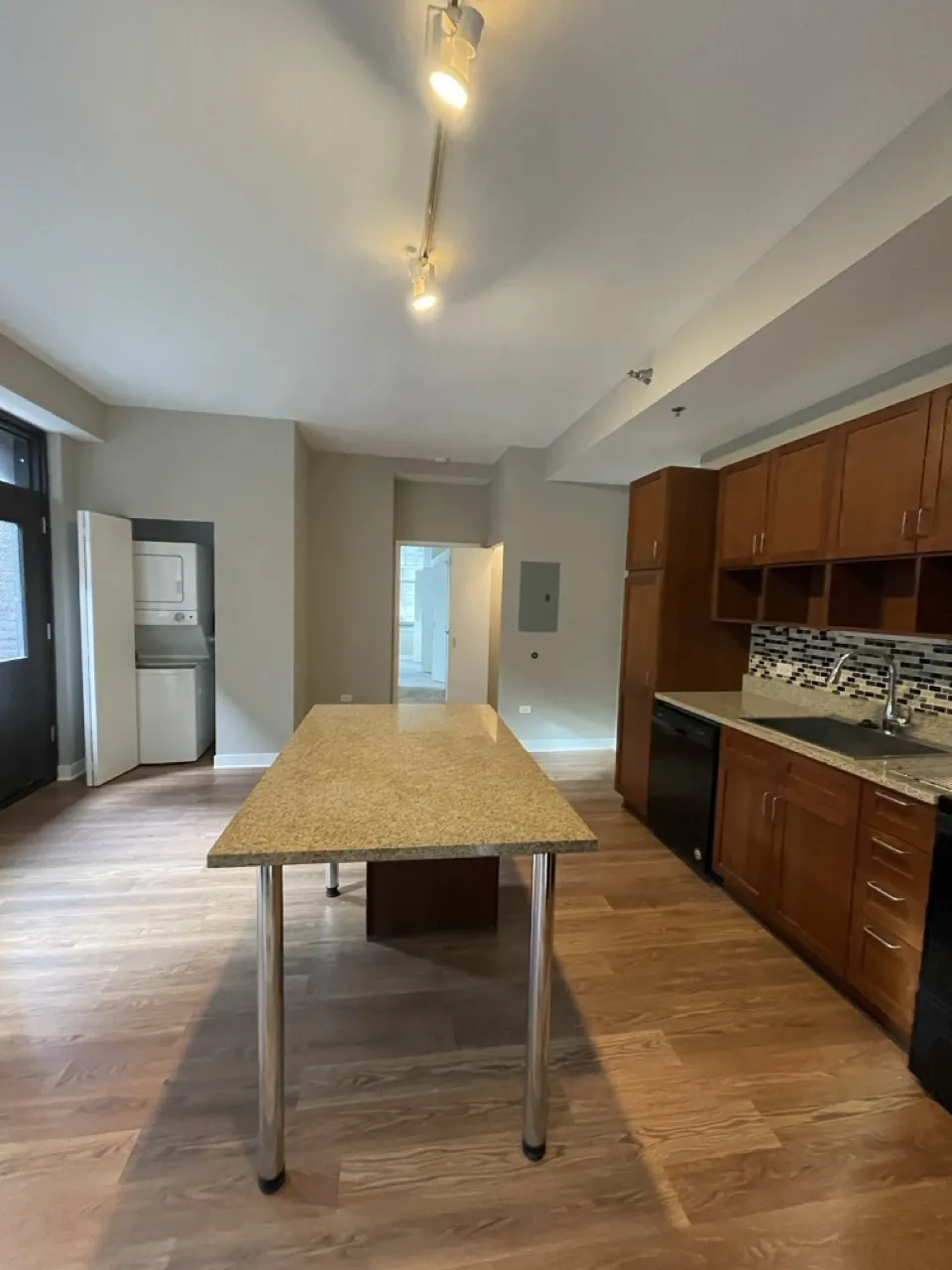 63 E Lake St   60601 60601-unit#2005-Chicago-IL