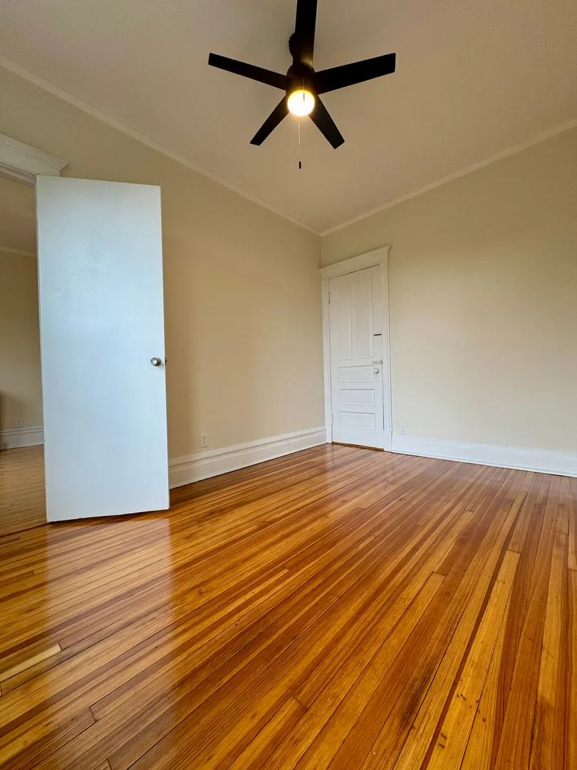 1844 W Grace St   60613 60613-unit#2-Chicago-IL