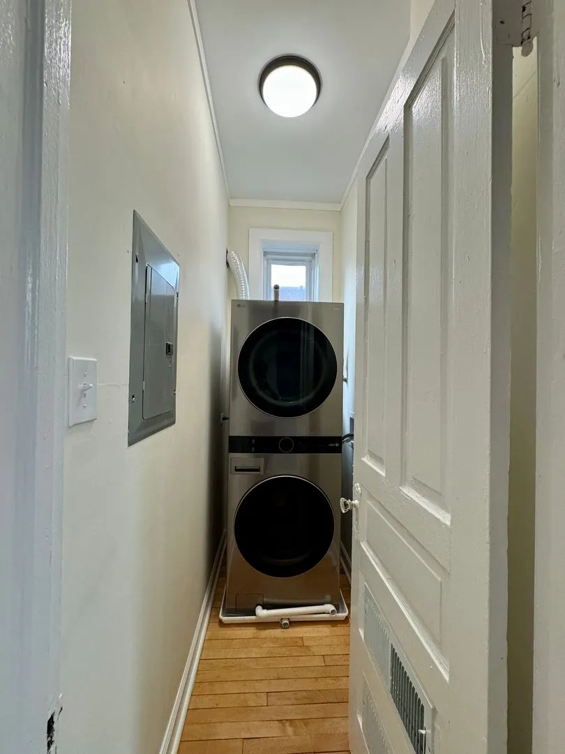 1844 W Grace St   60613 60613-unit#2-Chicago-IL