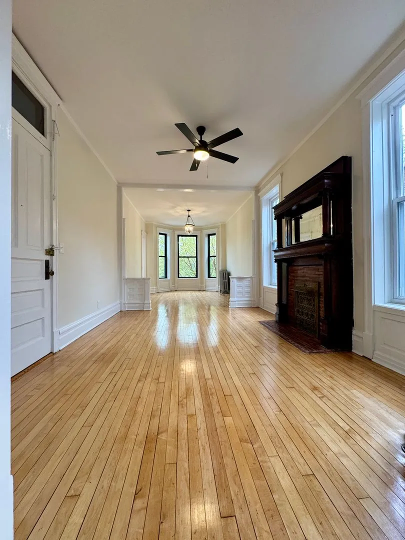 1844 W Grace St   60613 60613-unit#2-Chicago-IL