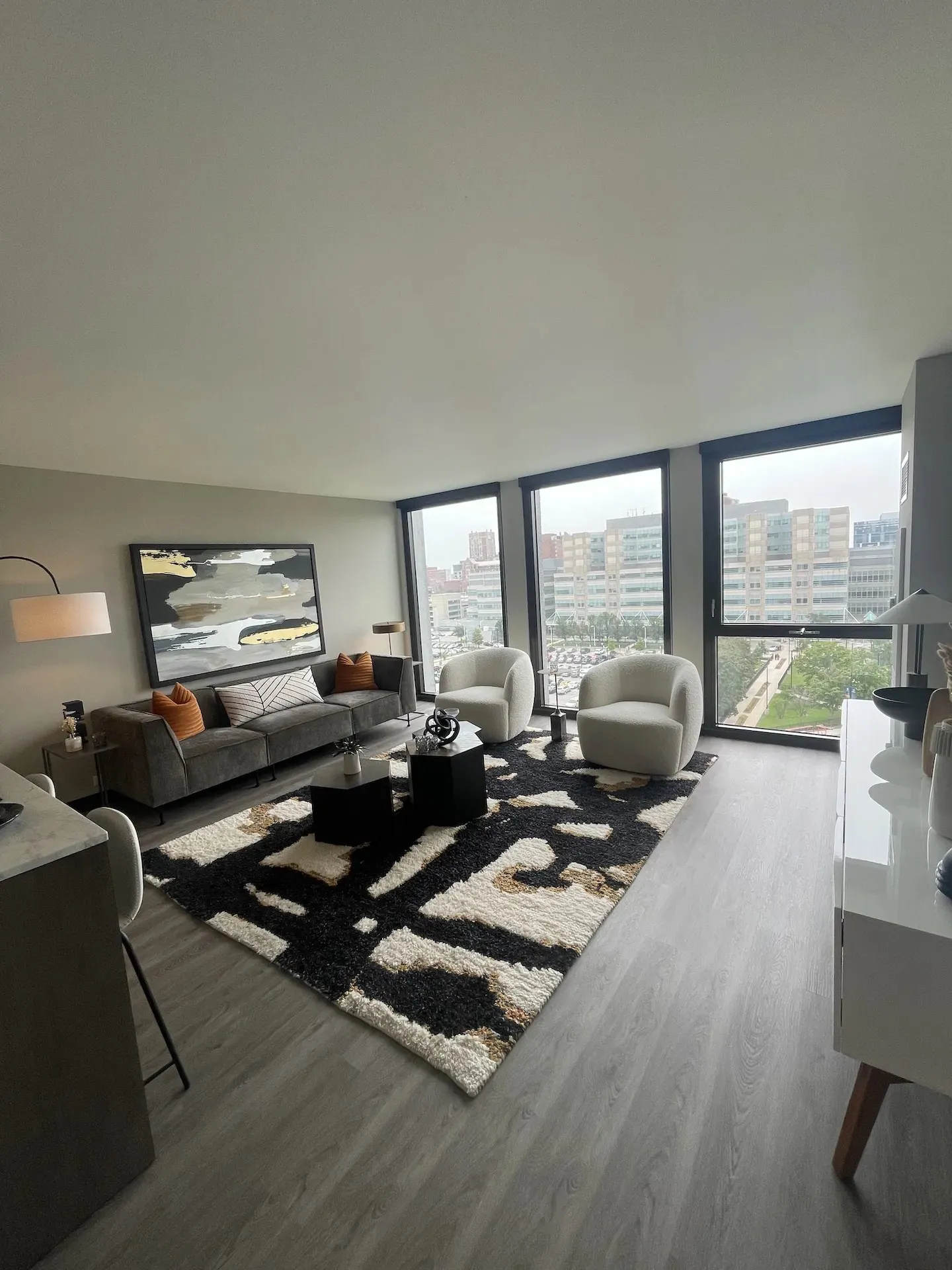 1922 W Ogden Ave 60612 60612-unit#603-Chicago-IL