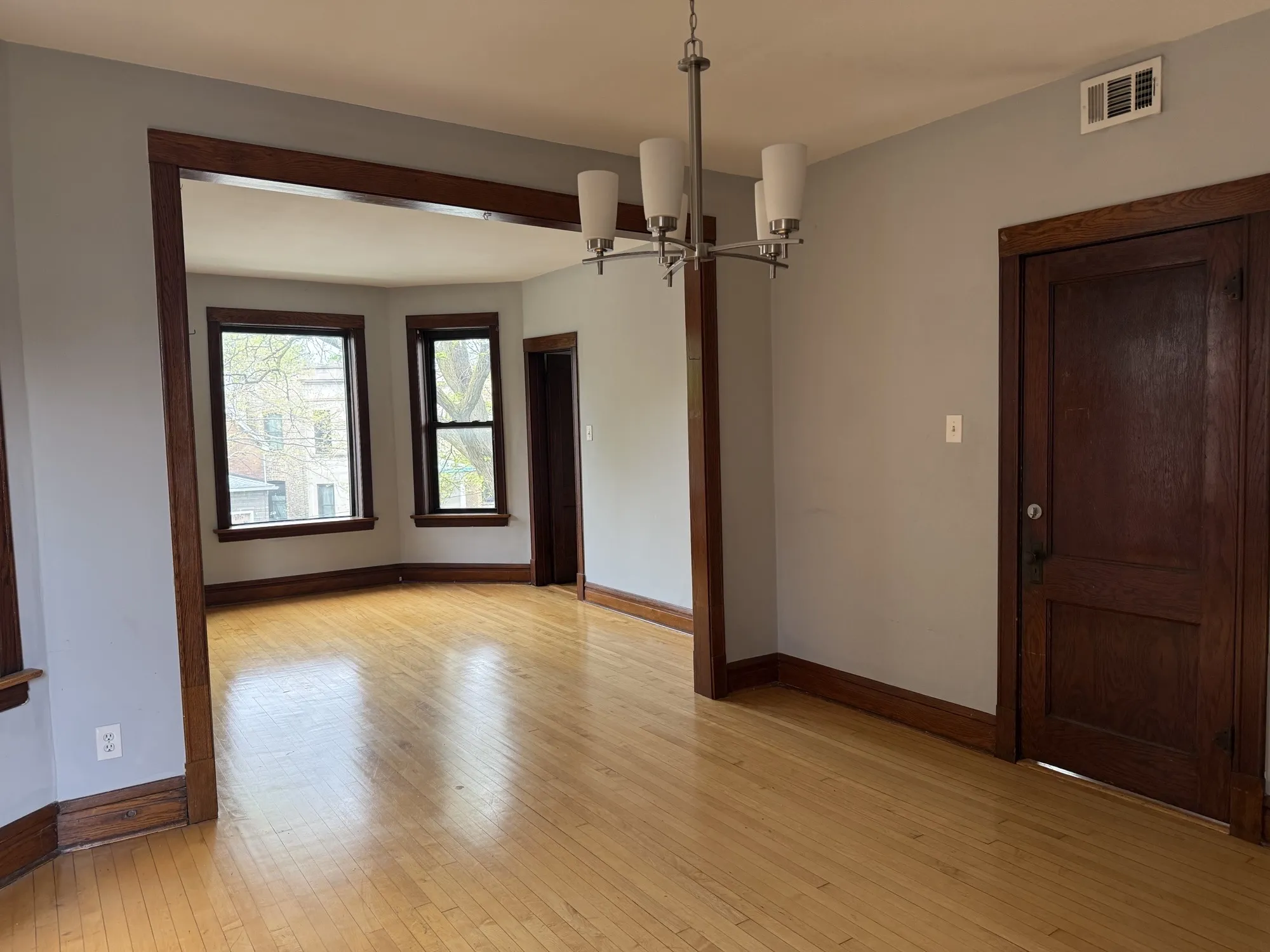 2725 N Francisco Ave   60647 60647-Chicago-IL