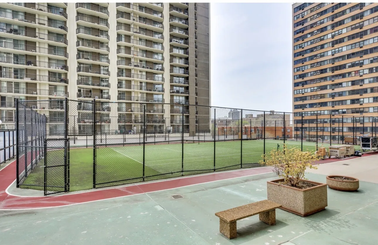 6033 N Sheridan Rd   60660 60660-unit#19k-Chicago-IL