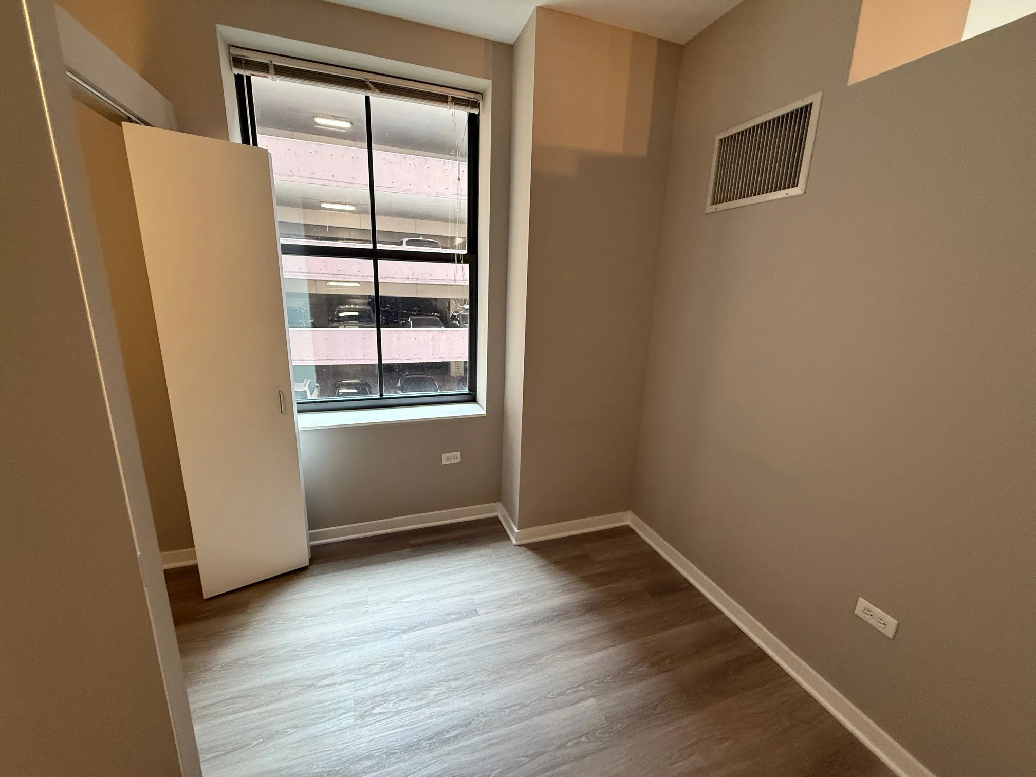 188 W Randolph St   60601 60601-unit#2706-Chicago-IL